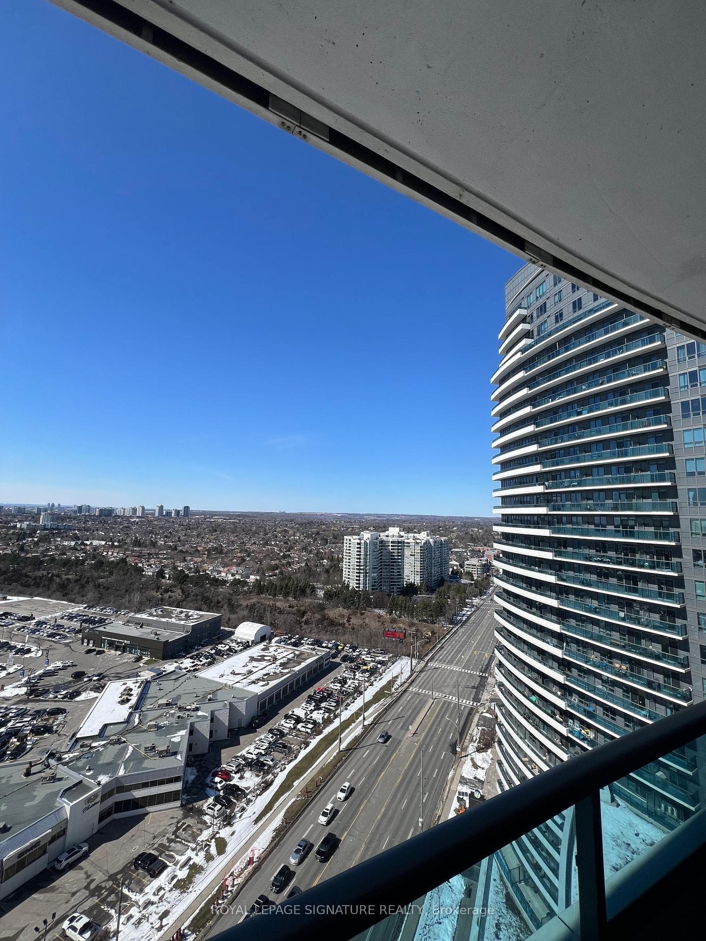 7161 Yonge Street Unit 2023 photo 23