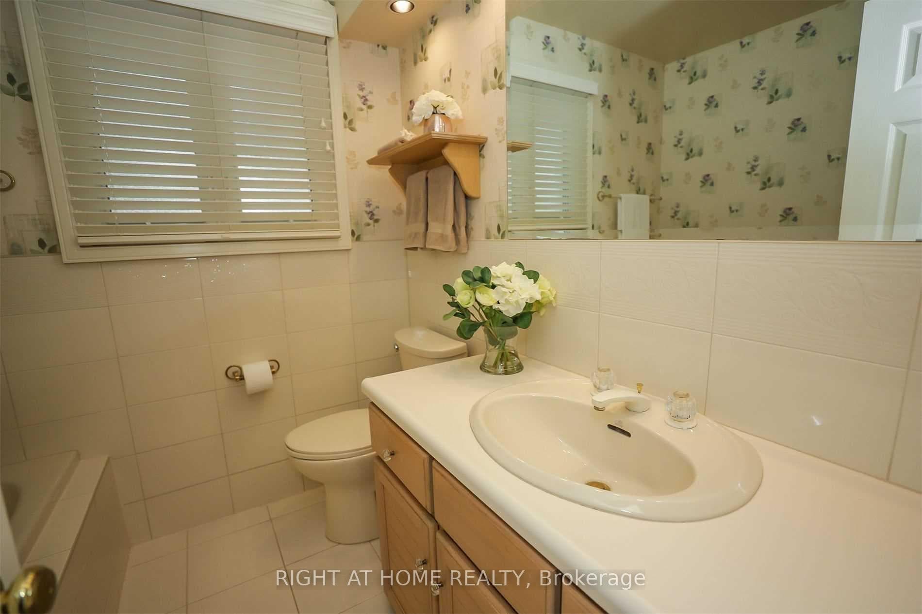 14 Forest Road photo 25