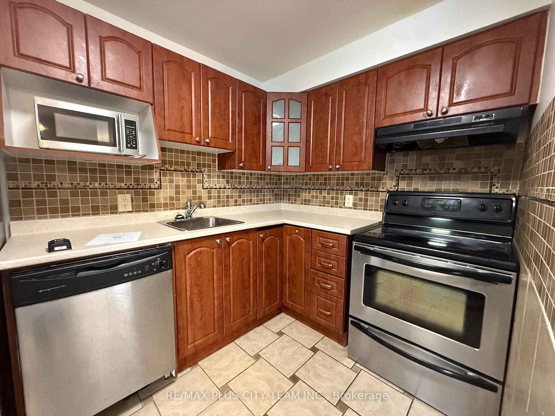 35 Trailwood Drive Unit 1411 photo 7