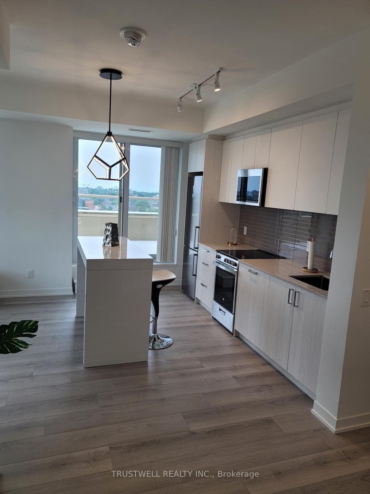 1787 St. Clair Avenue Unit 1013 photo 21