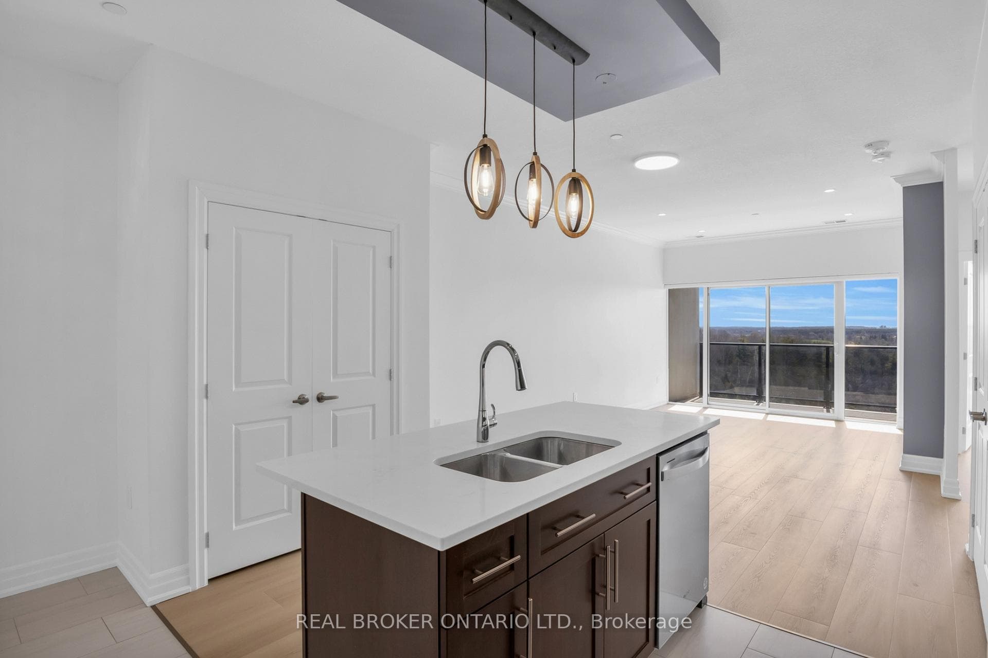 1880 Gordon Street Unit 1003 photo 11