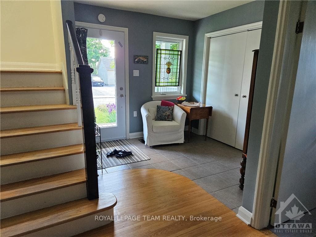 283 ST GEORGE Street photo 3