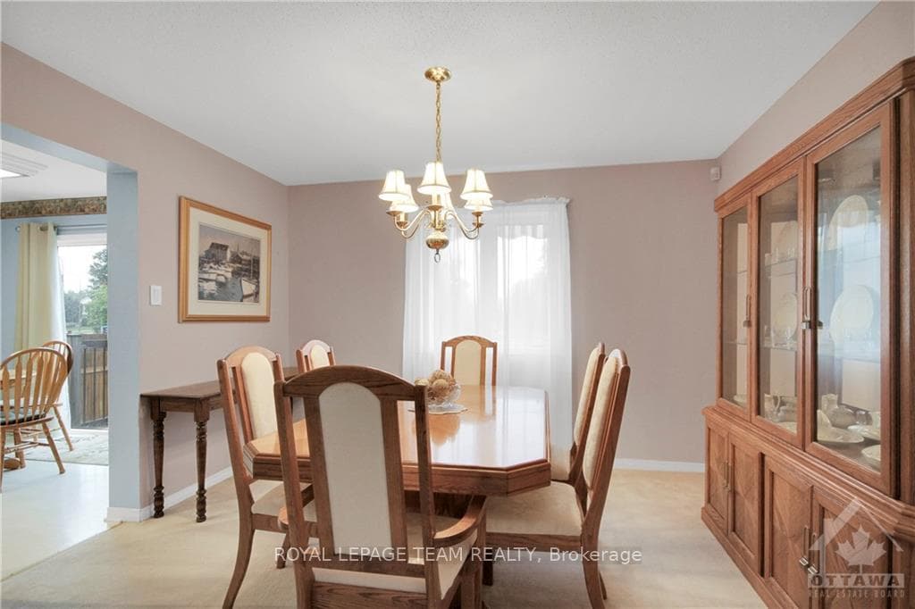 74 MORESBY Drive photo 9
