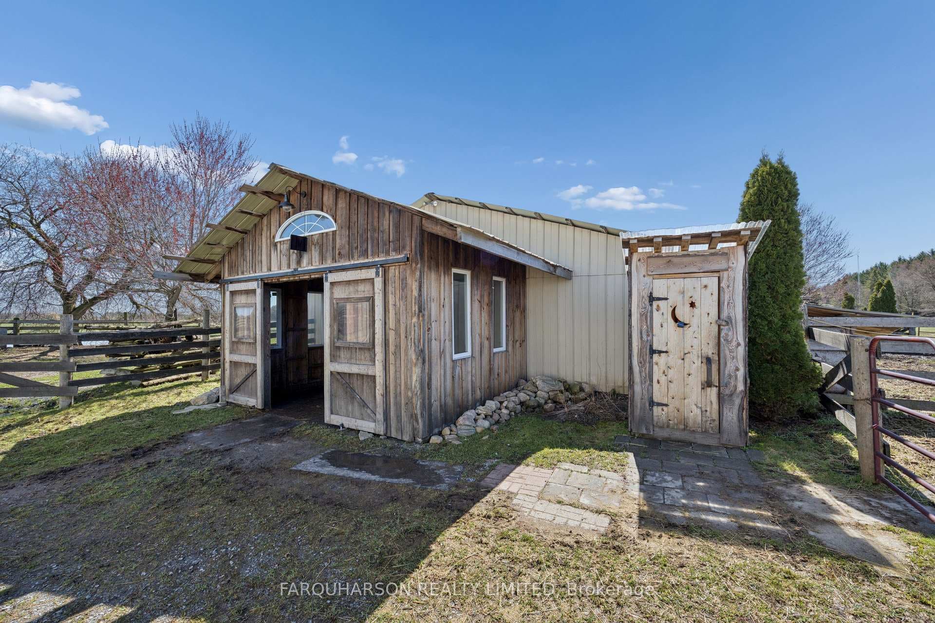 384 Feasby Road photo 40