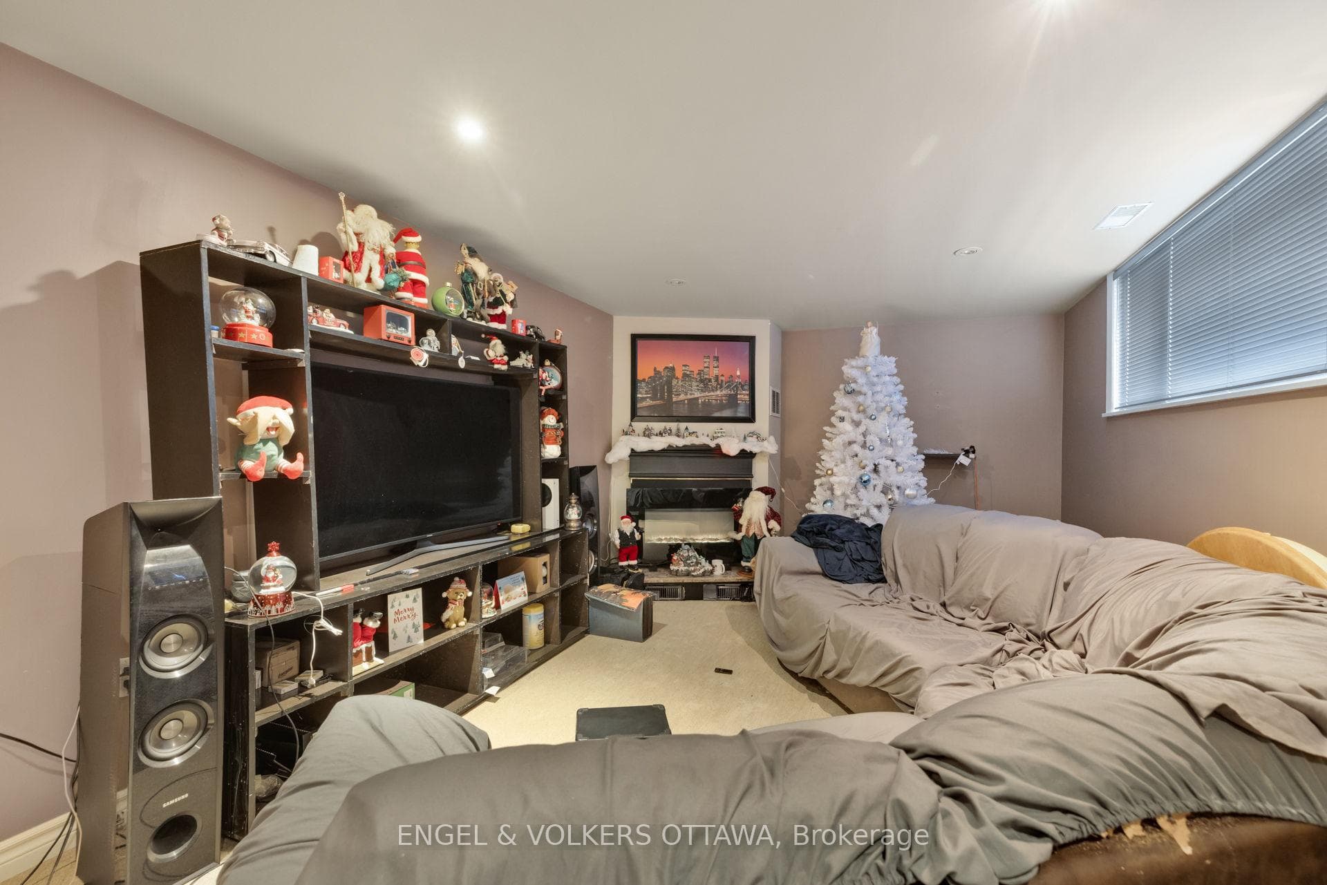 1311 S Avenue photo 44