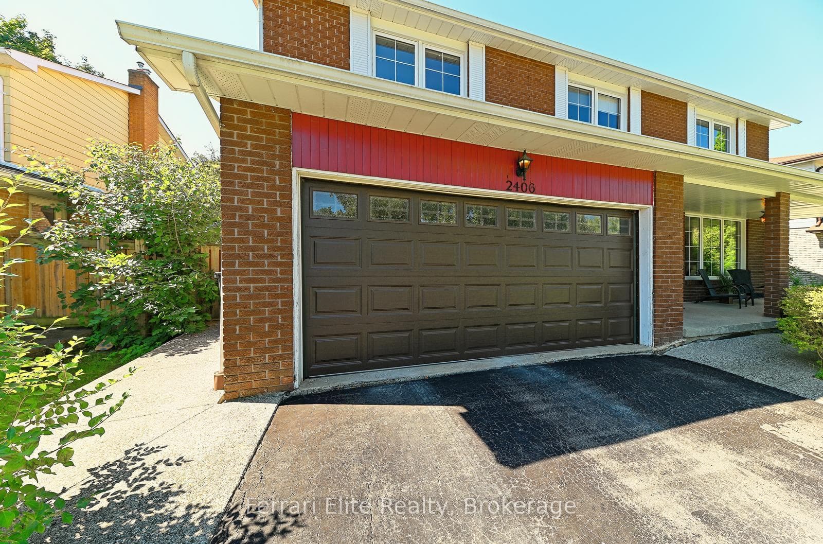 2406 Ravensthorpe Crescent photo 2
