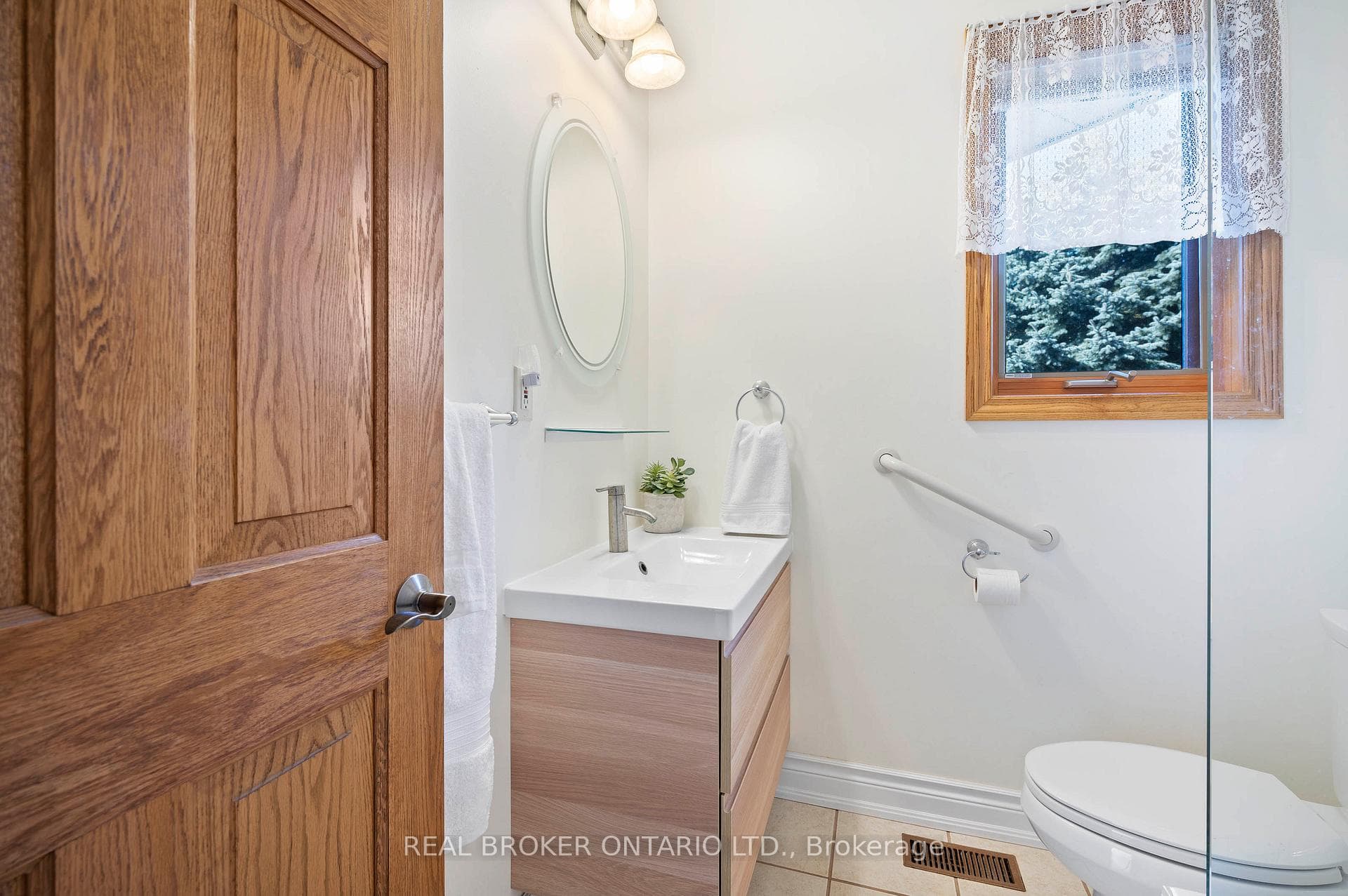 224 Shephard Place photo 24