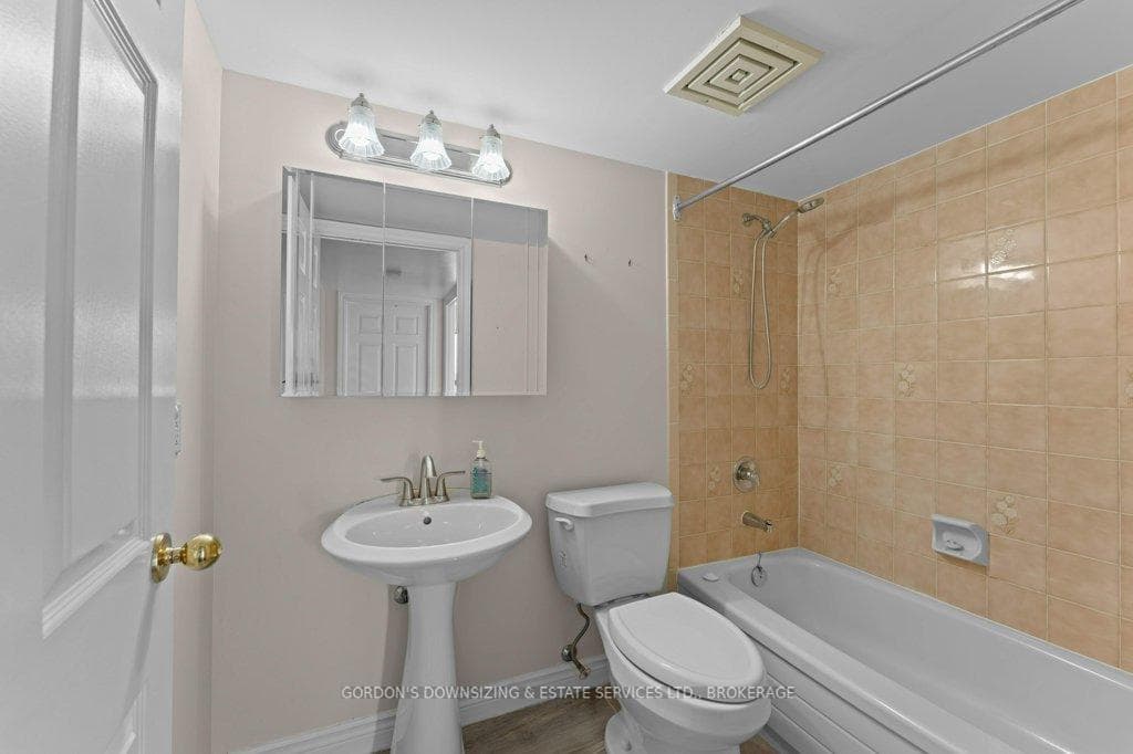 50 Market St Street Unit 105 photo 33