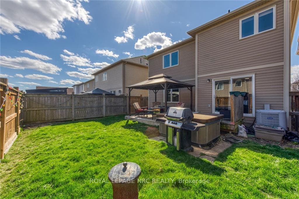 19 Powell Drive photo 29