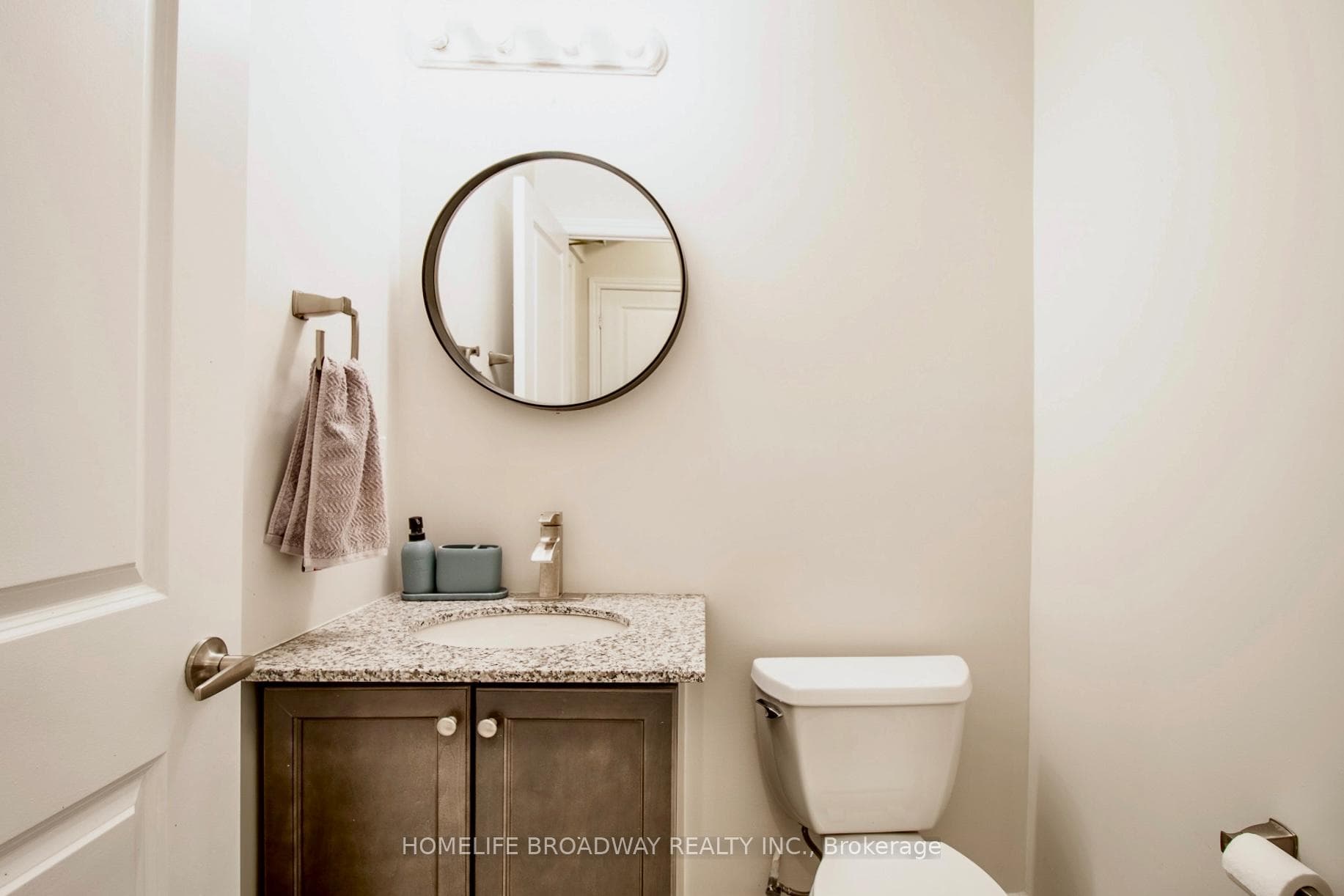 9255 Jane Street Unit 815 photo 21