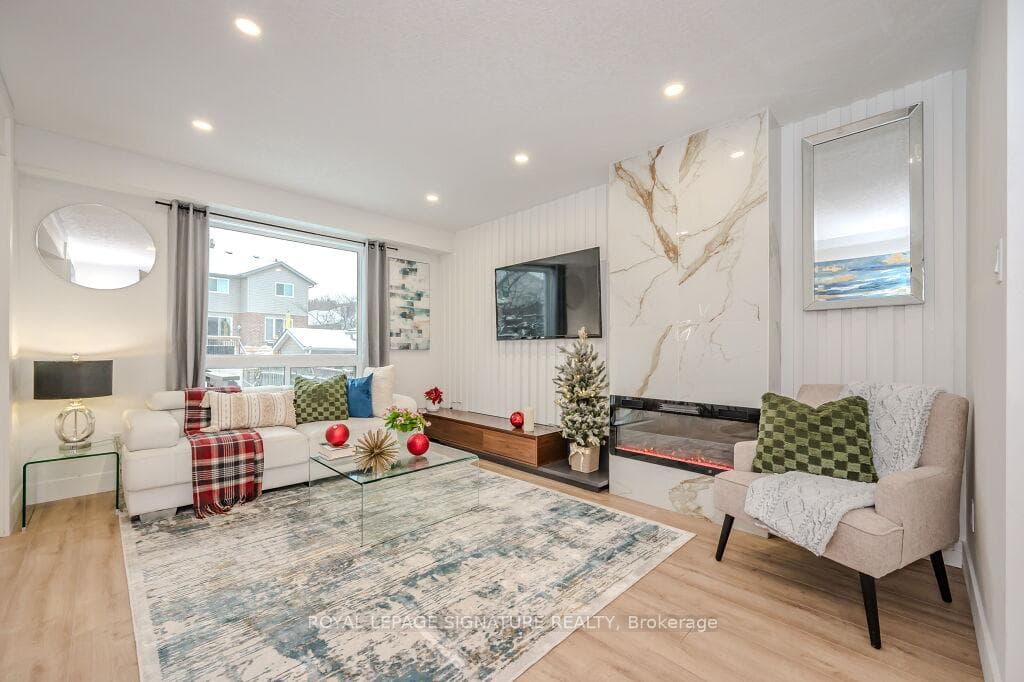 53 Deerpath Drive photo 6