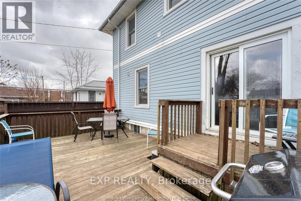 46 Chestnut Street photo 42