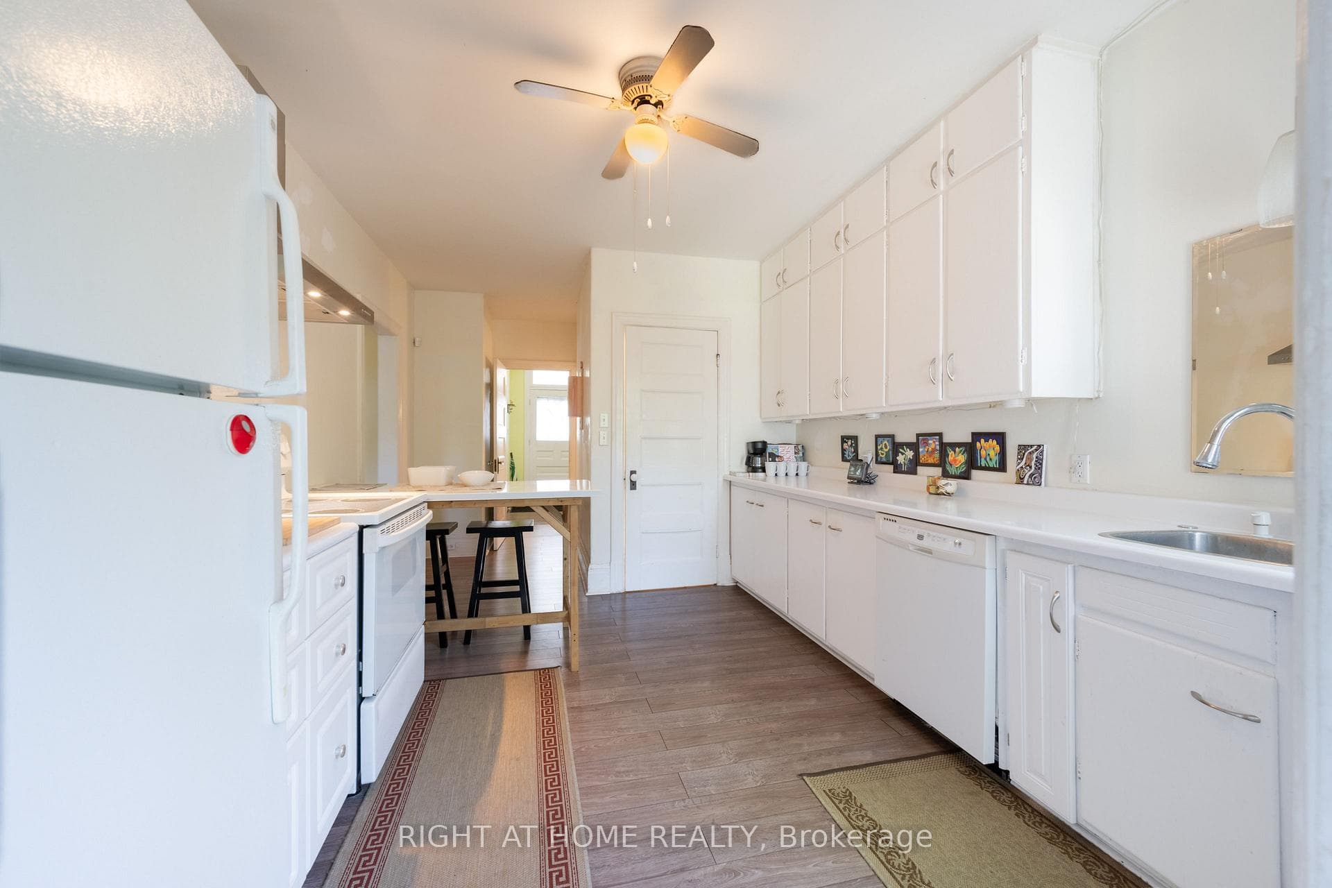 275 George Street photo 7