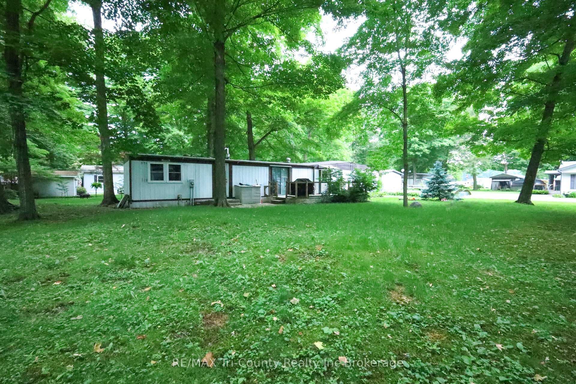 10085 Culloden (OakSt#210) Road photo 3