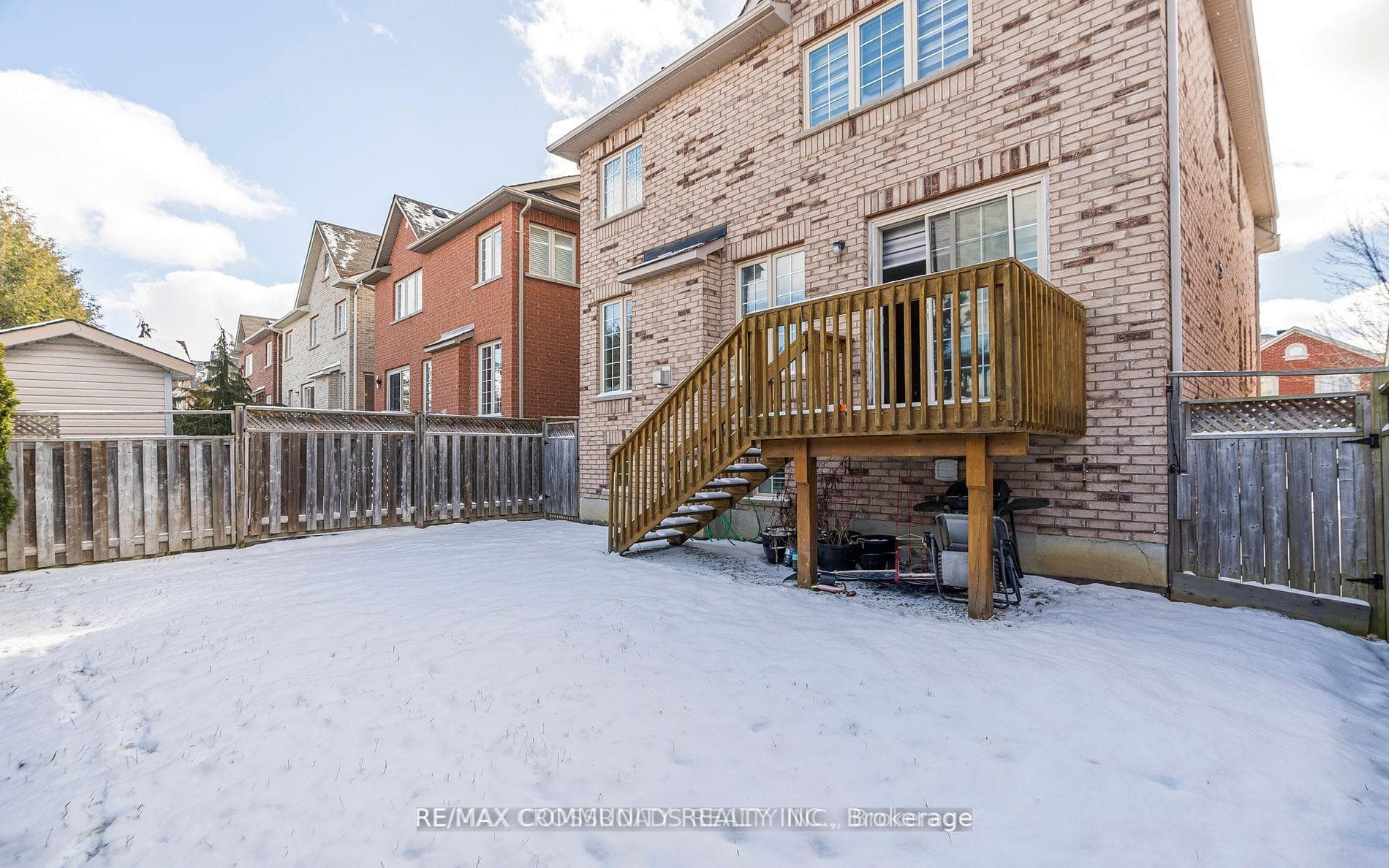 24 Cozens Drive photo 29