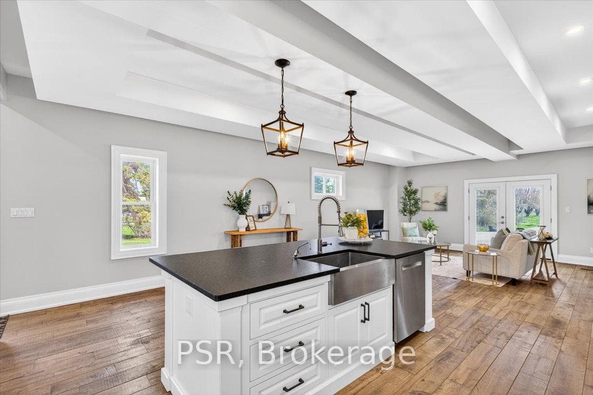 515 Fenel Road photo 11