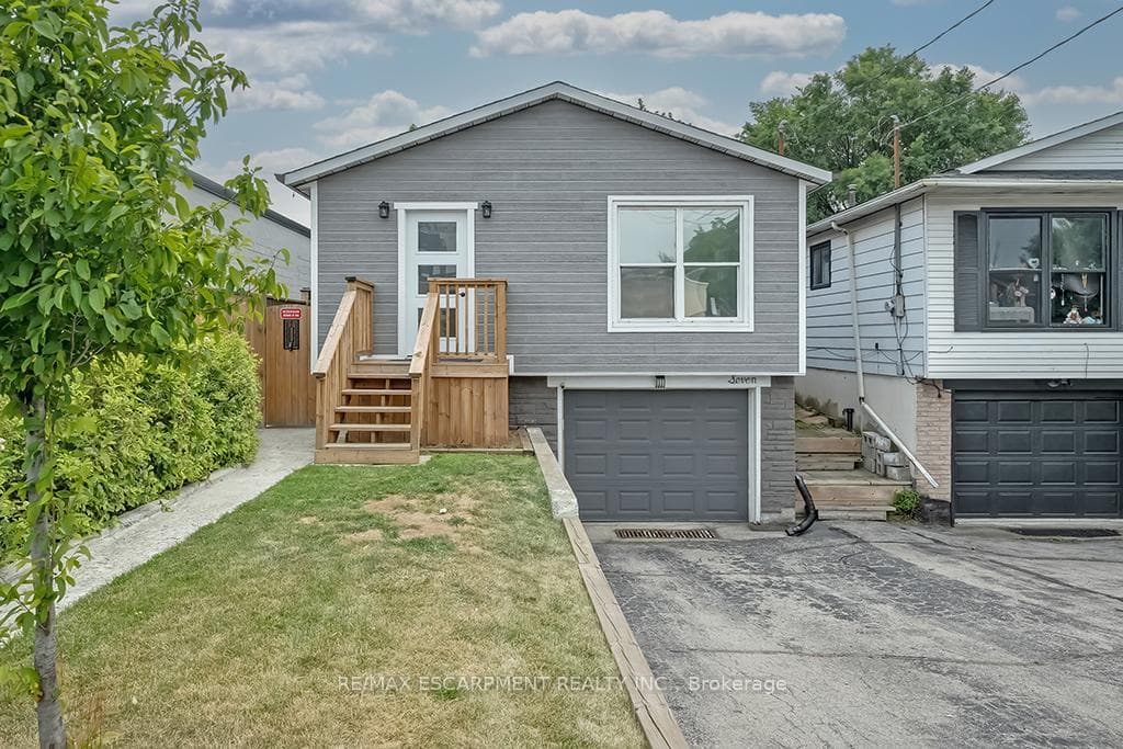 7 Garside Avenue Unit Main photo 1