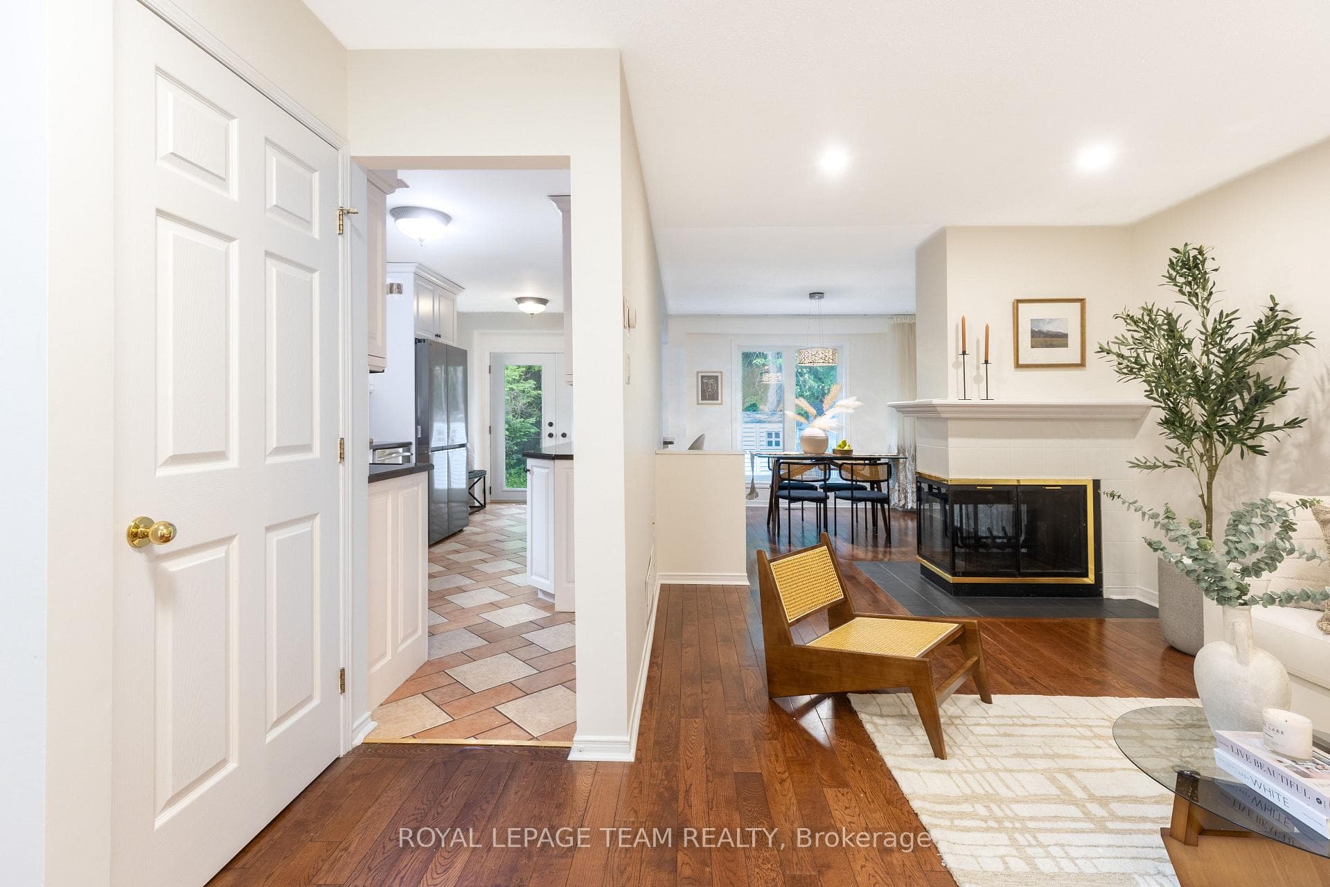 90 Blackdome Crescent photo 8