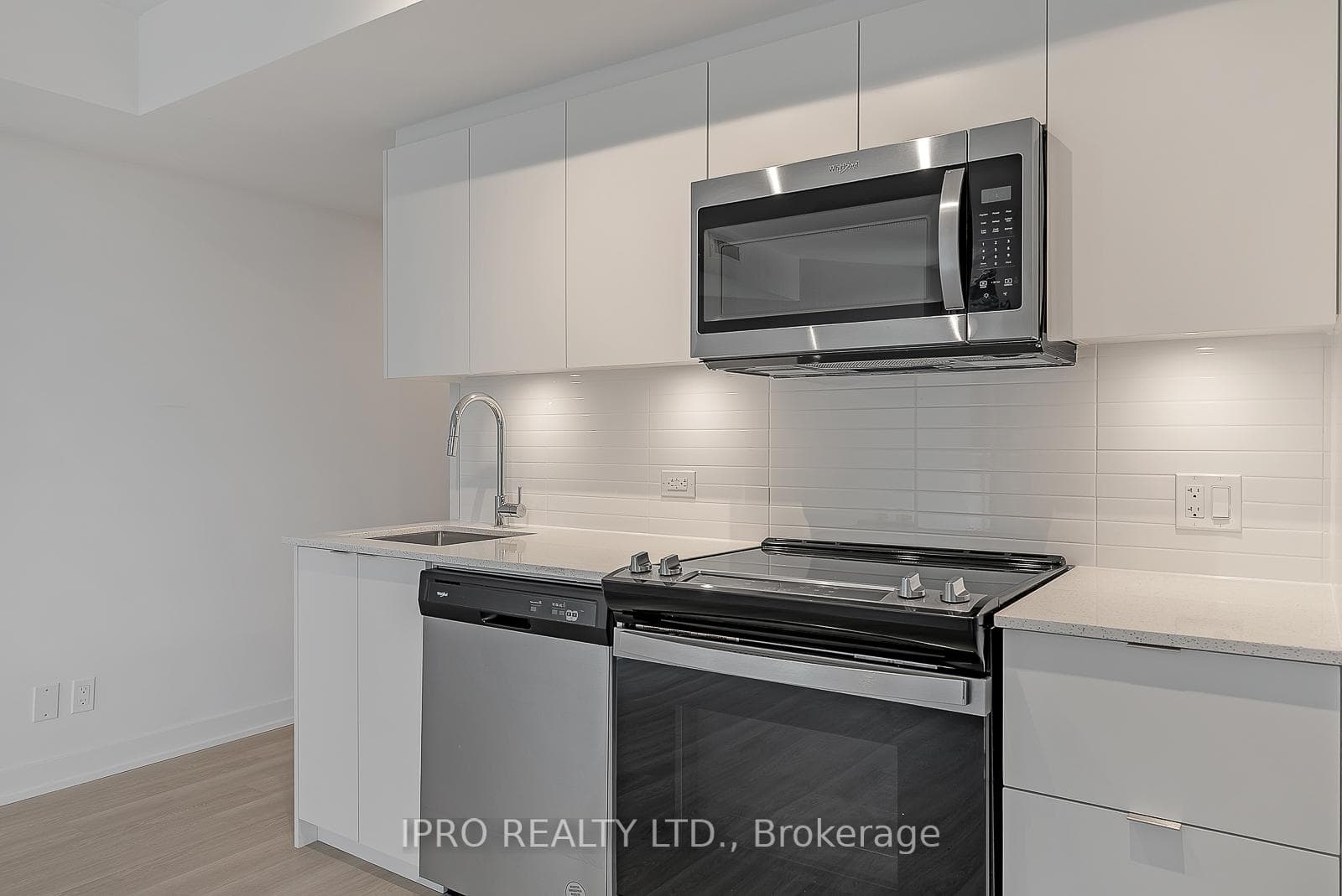 30 Tretti Way Unit 630 photo 5