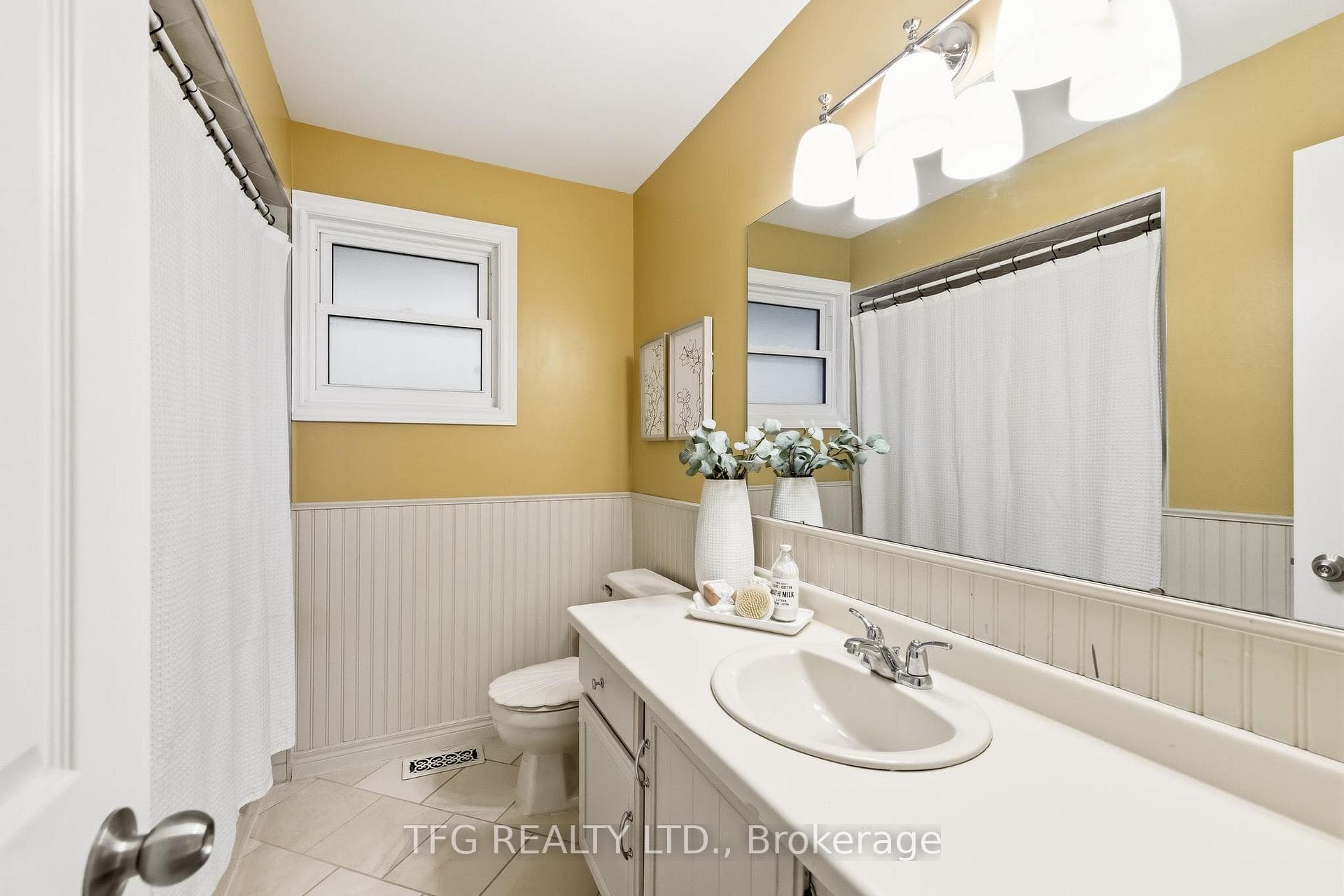 500 Sundown Crescent photo 36