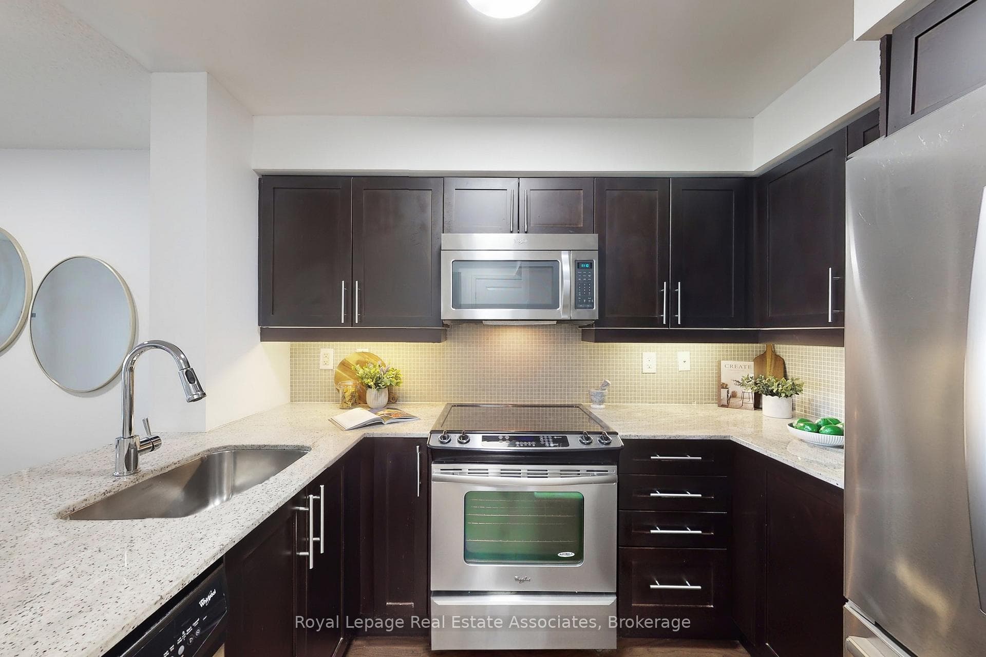 125 Western Battery Road Unit 2113 photo 16