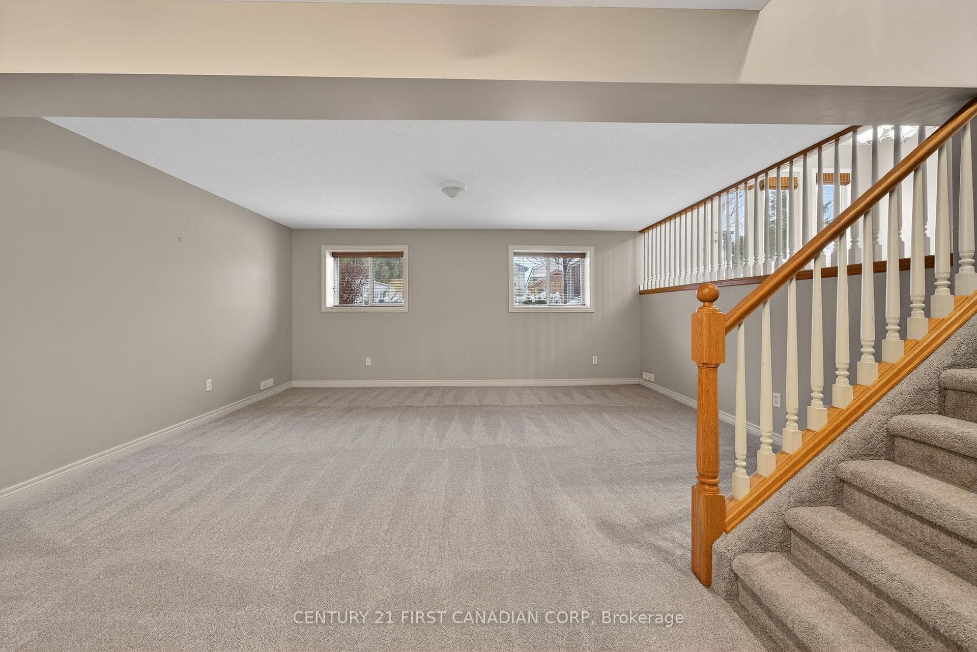 33 Juniper Crescent photo 18