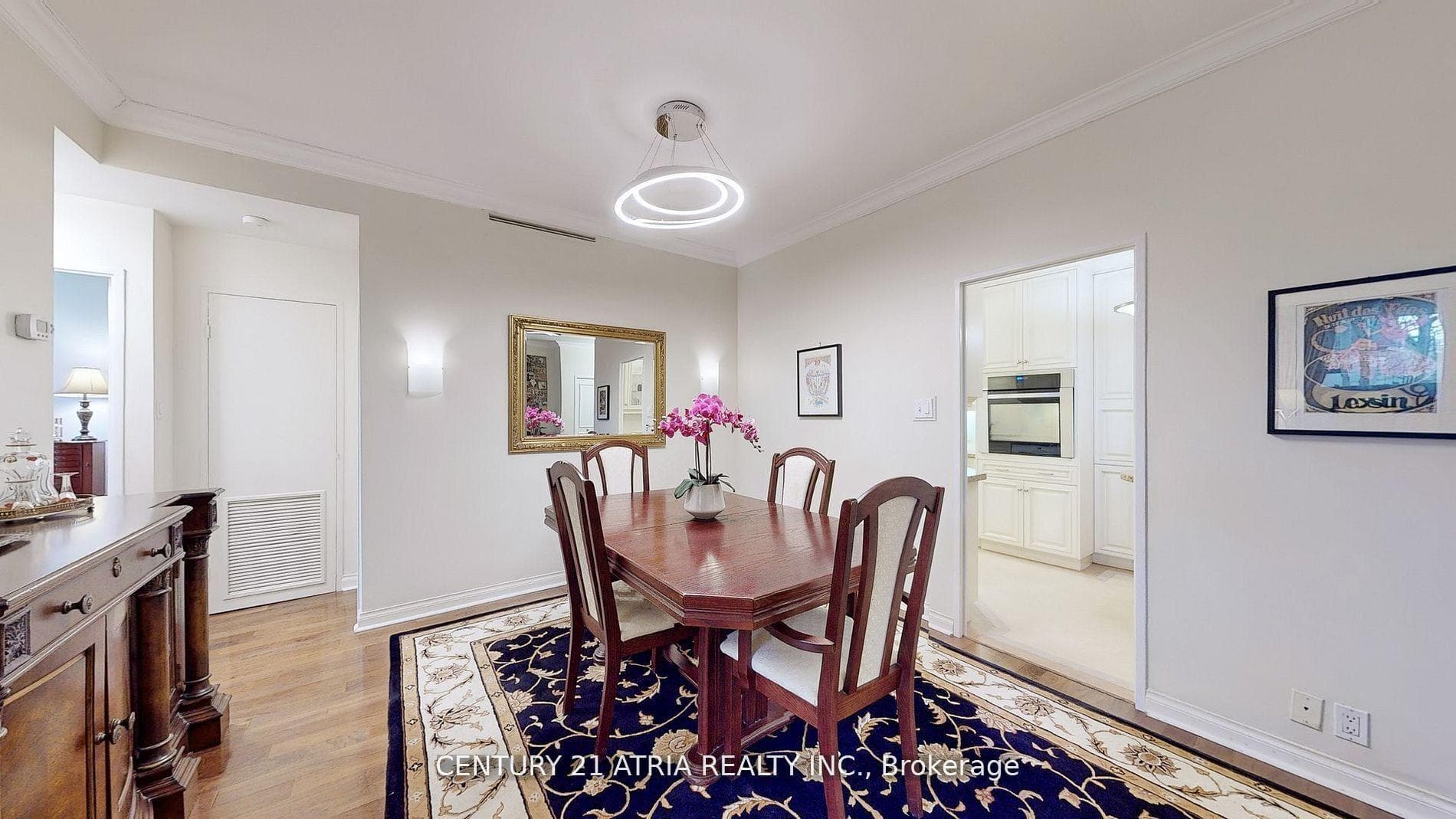 350 Lonsdale Road Unit 102 photo 4
