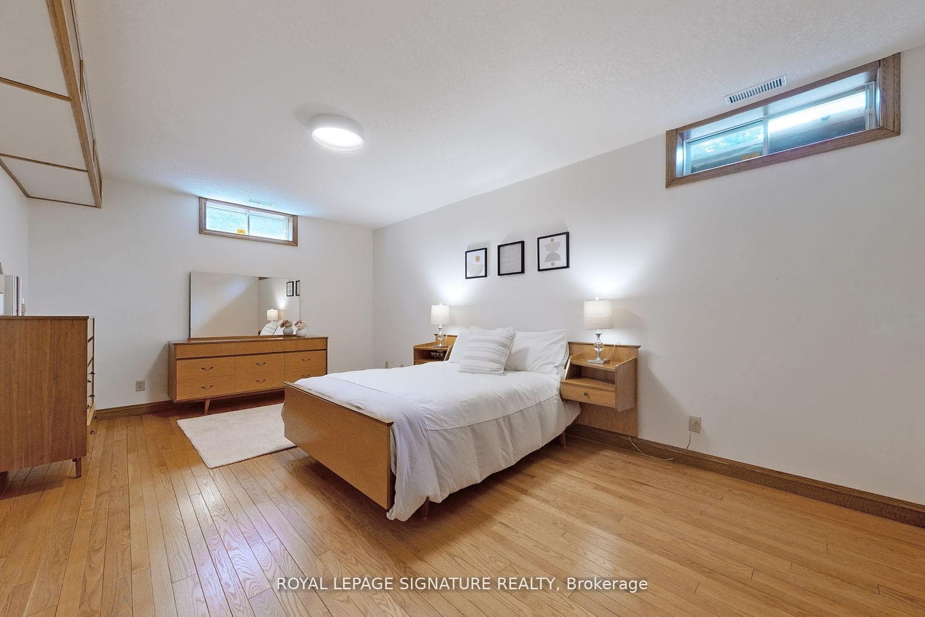 622 Coppercroft Court photo 35