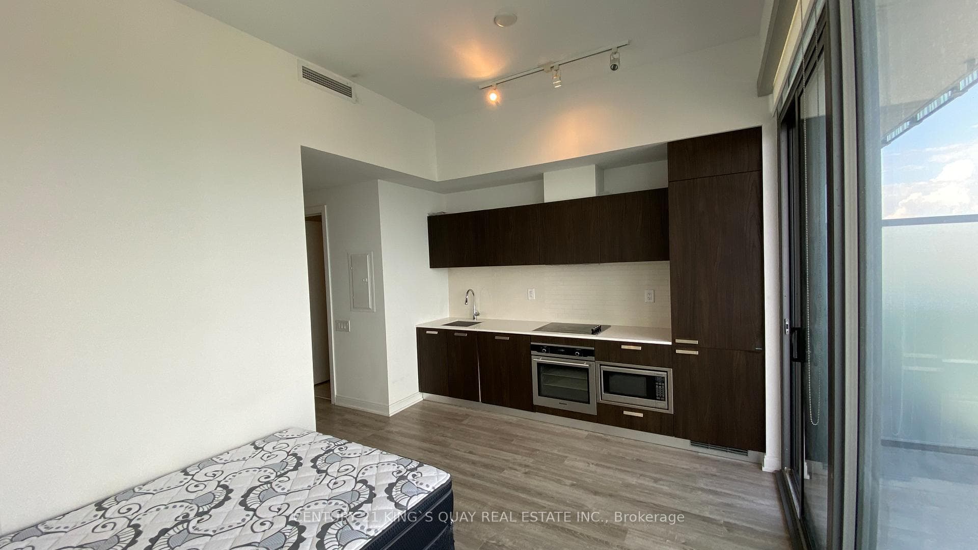 50 Charles Street Unit 4602 photo 9
