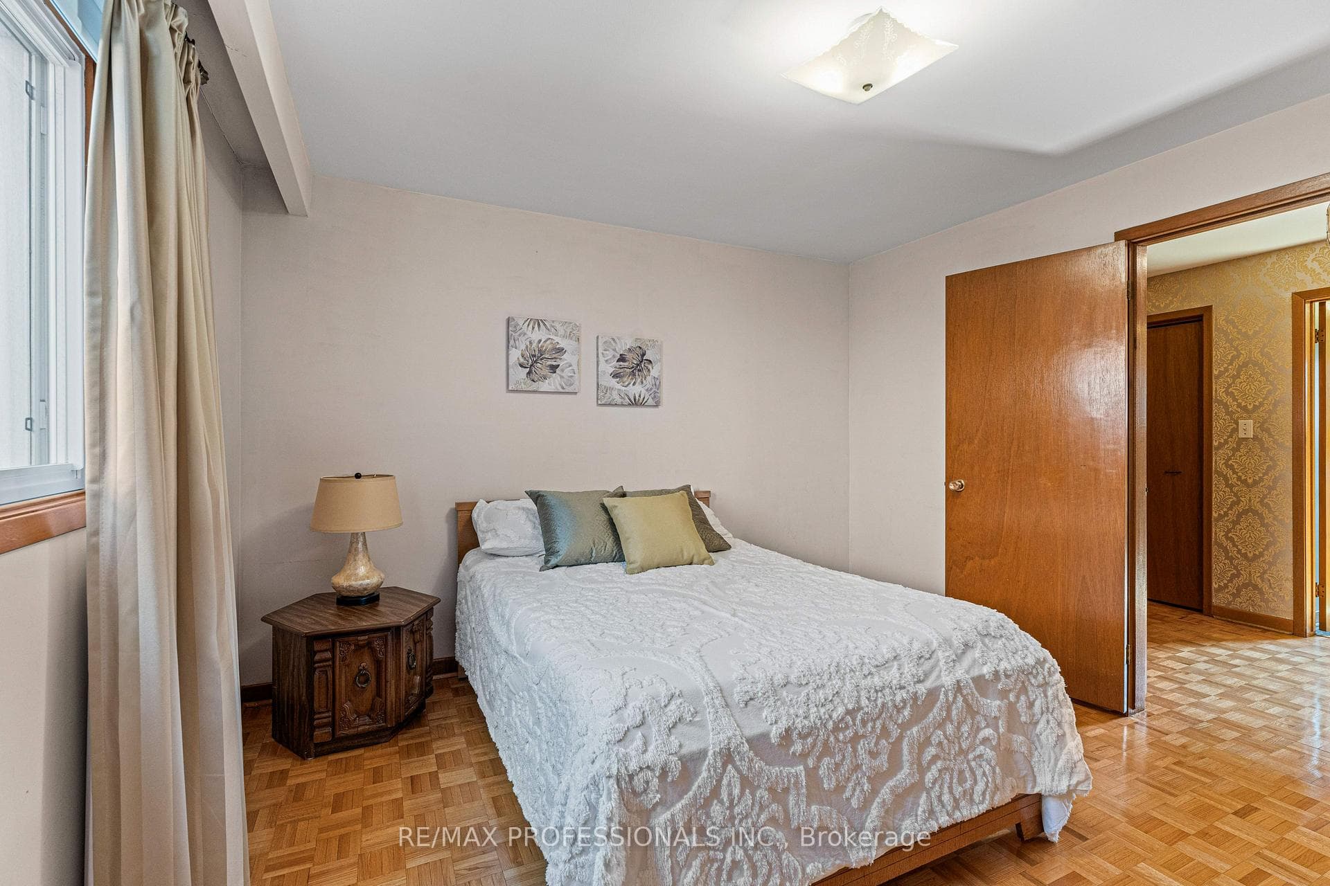 6 Thirty Fifth Street photo 15