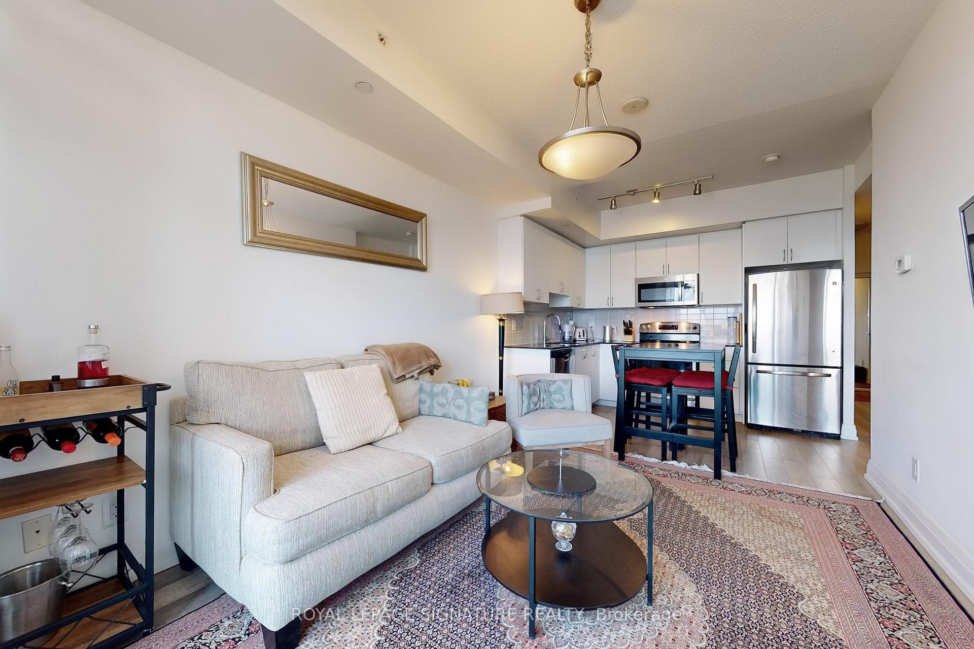 7165 Yonge Street Unit 2115 photo 15