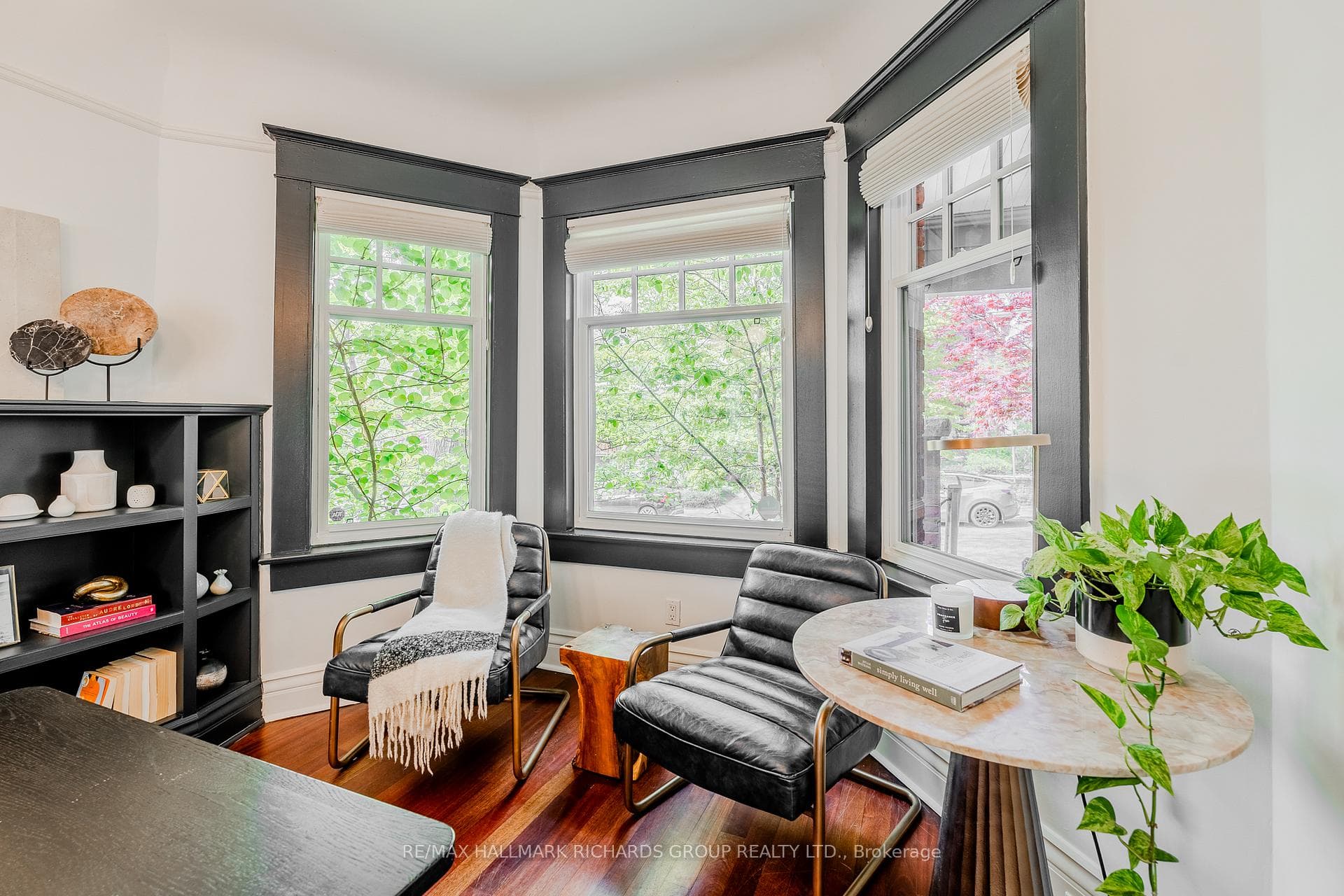 107 Lee Avenue photo 6