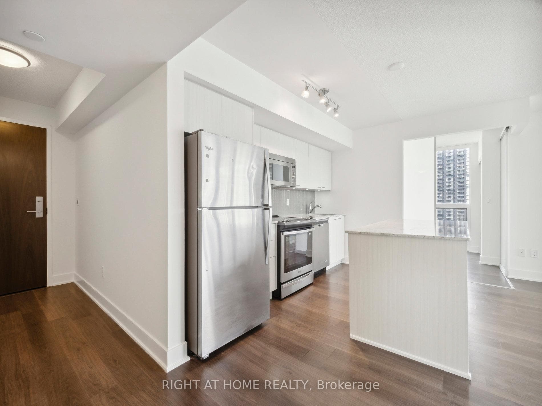 88 Sheppard Avenue Unit 1208 photo 6