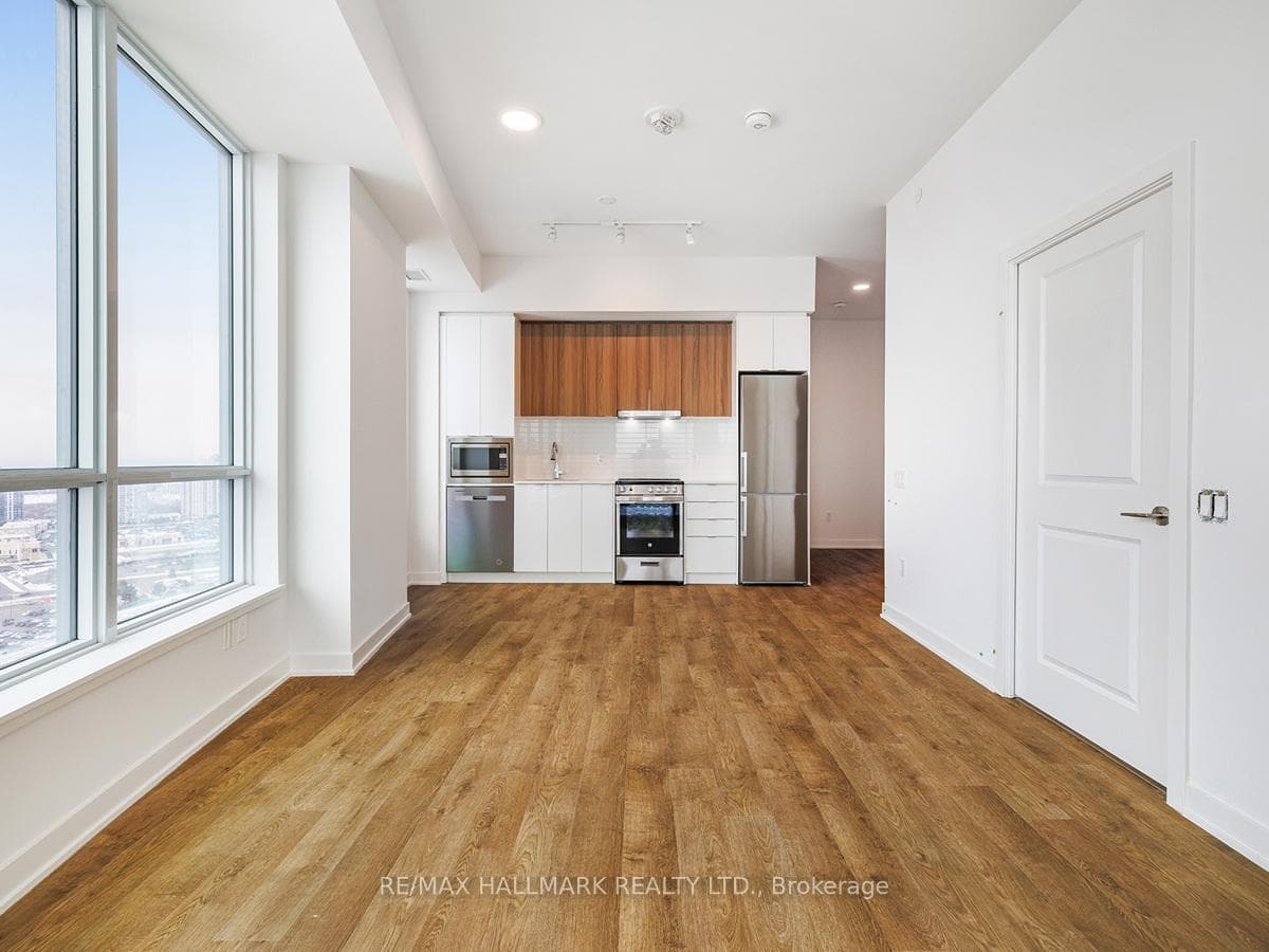 30 Upper Mall Way Unit 2505 photo 13