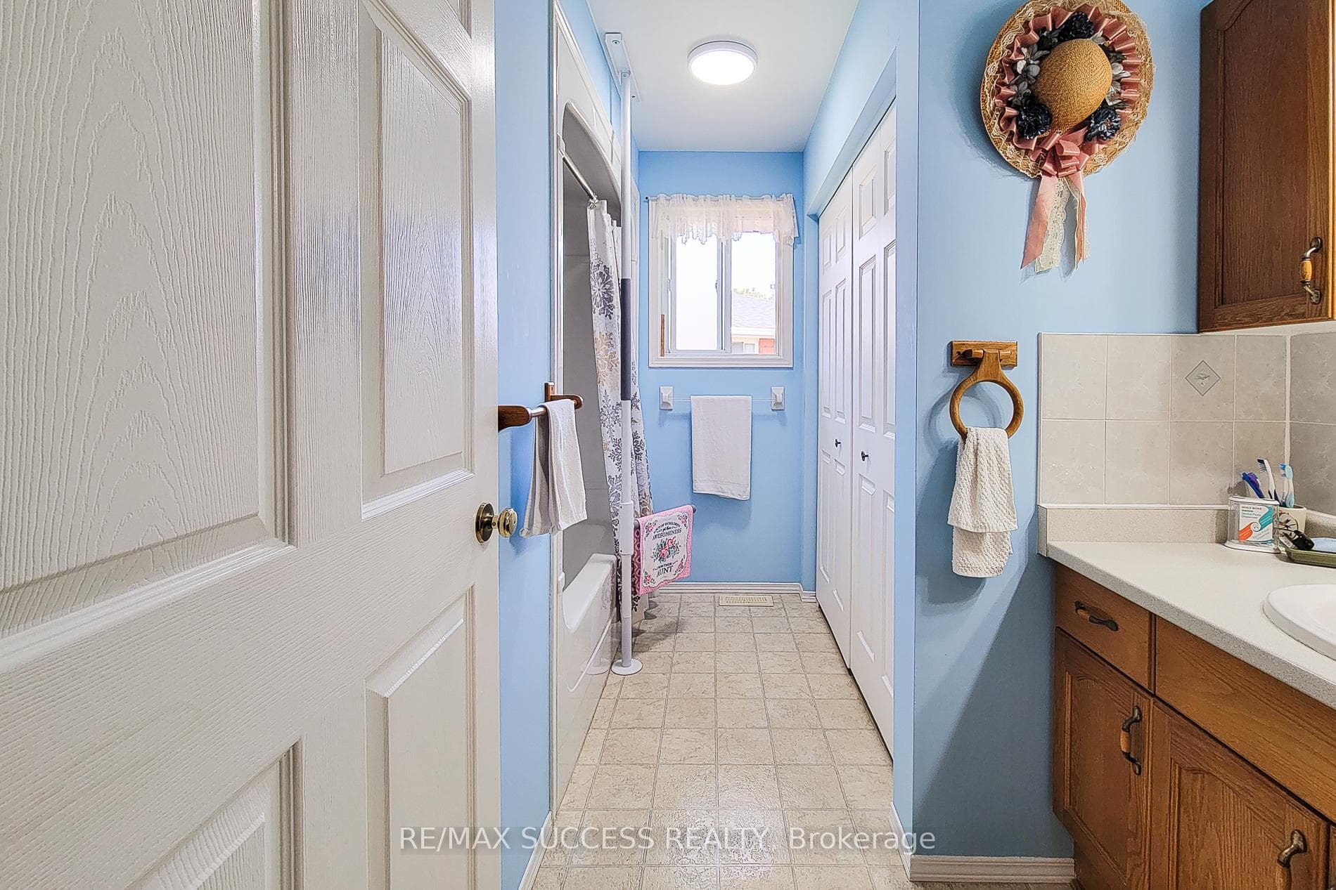 1030 Colborne Street Unit 37 photo 29