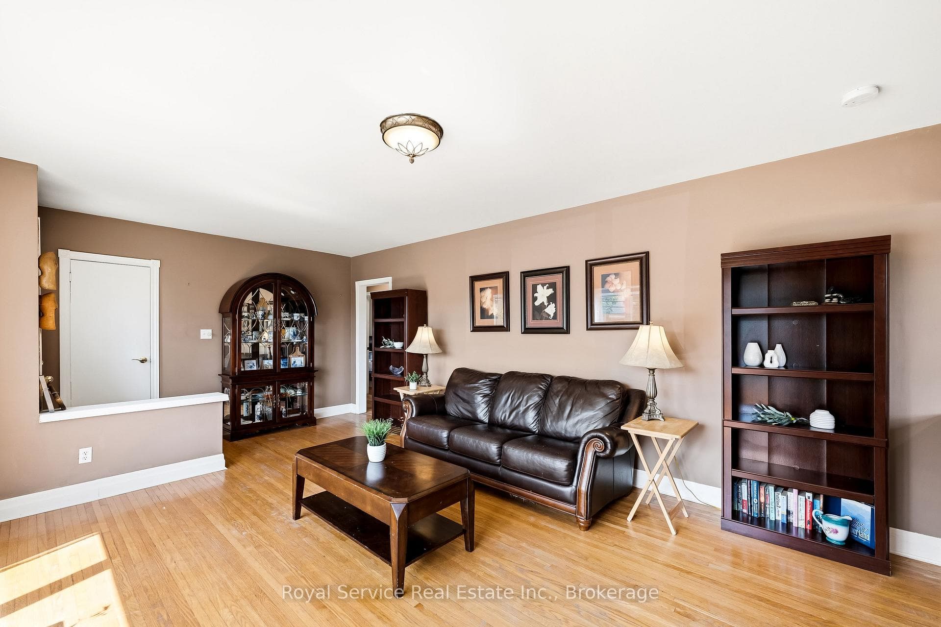 50 Percy Street photo 10