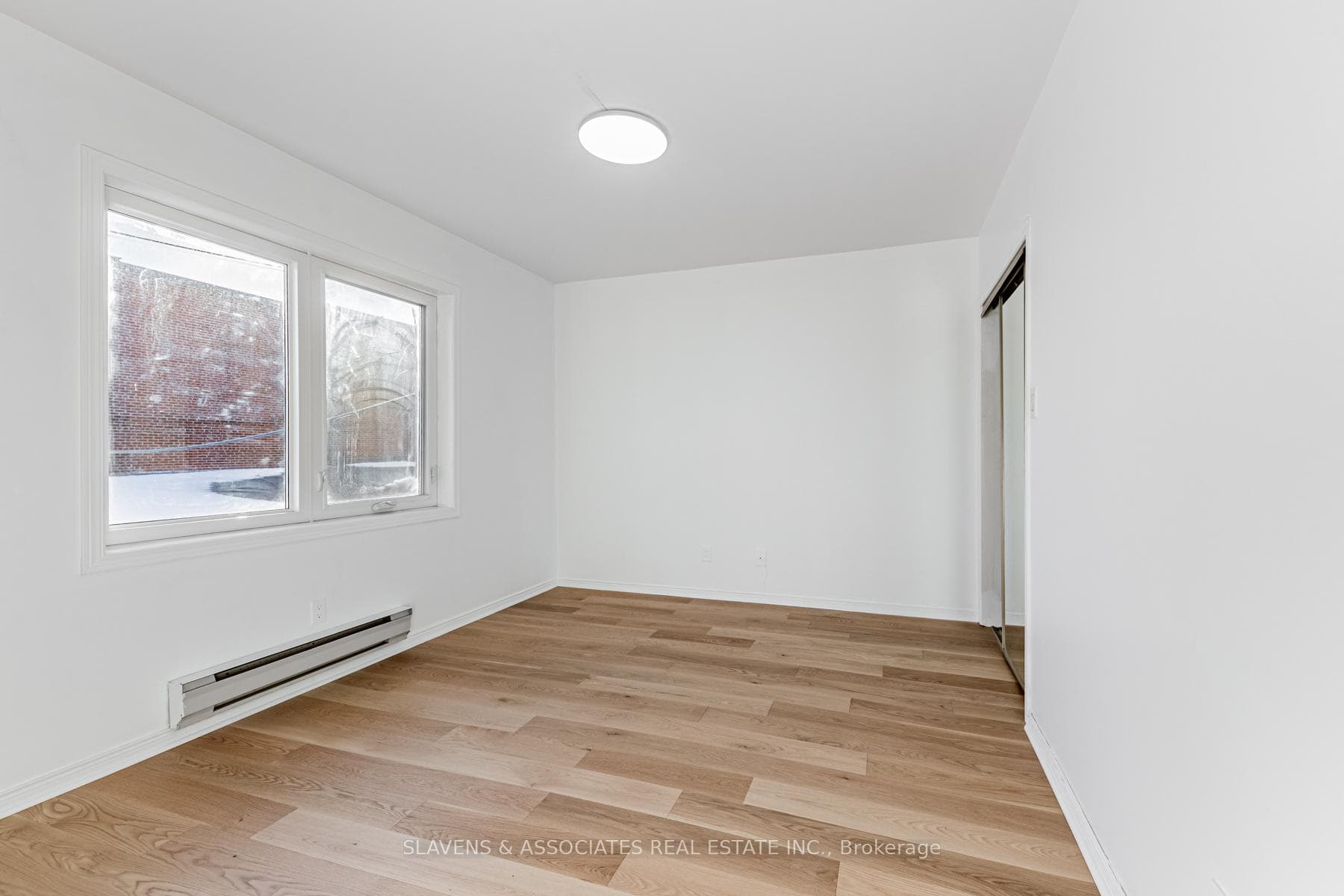 33 Claxton Boulevard Unit B photo 18