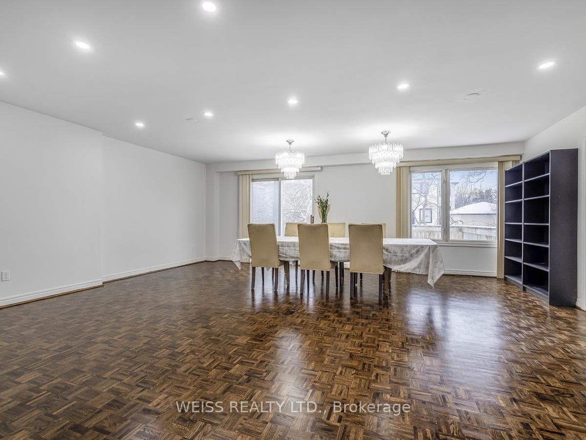 98 Frontenac Avenue photo 9