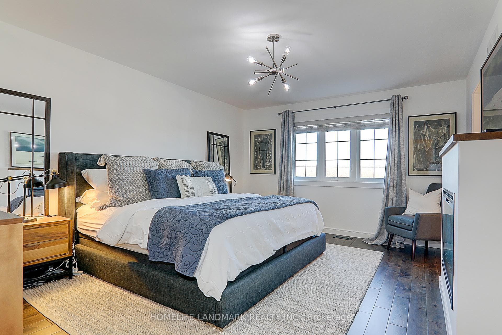 9144 Dufferin Street photo 22
