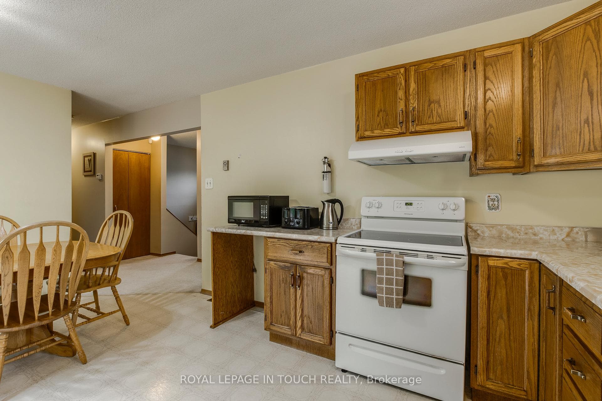 794 Ney Avenue photo 10
