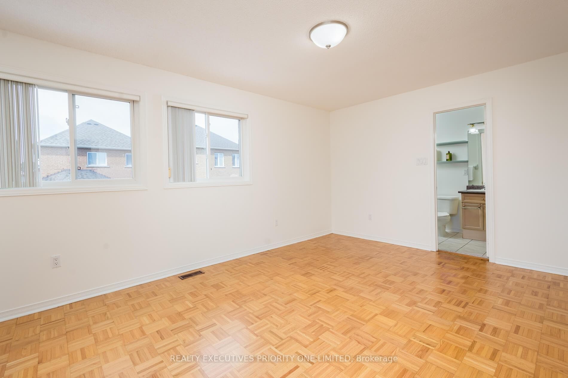32 Eddington Place photo 16