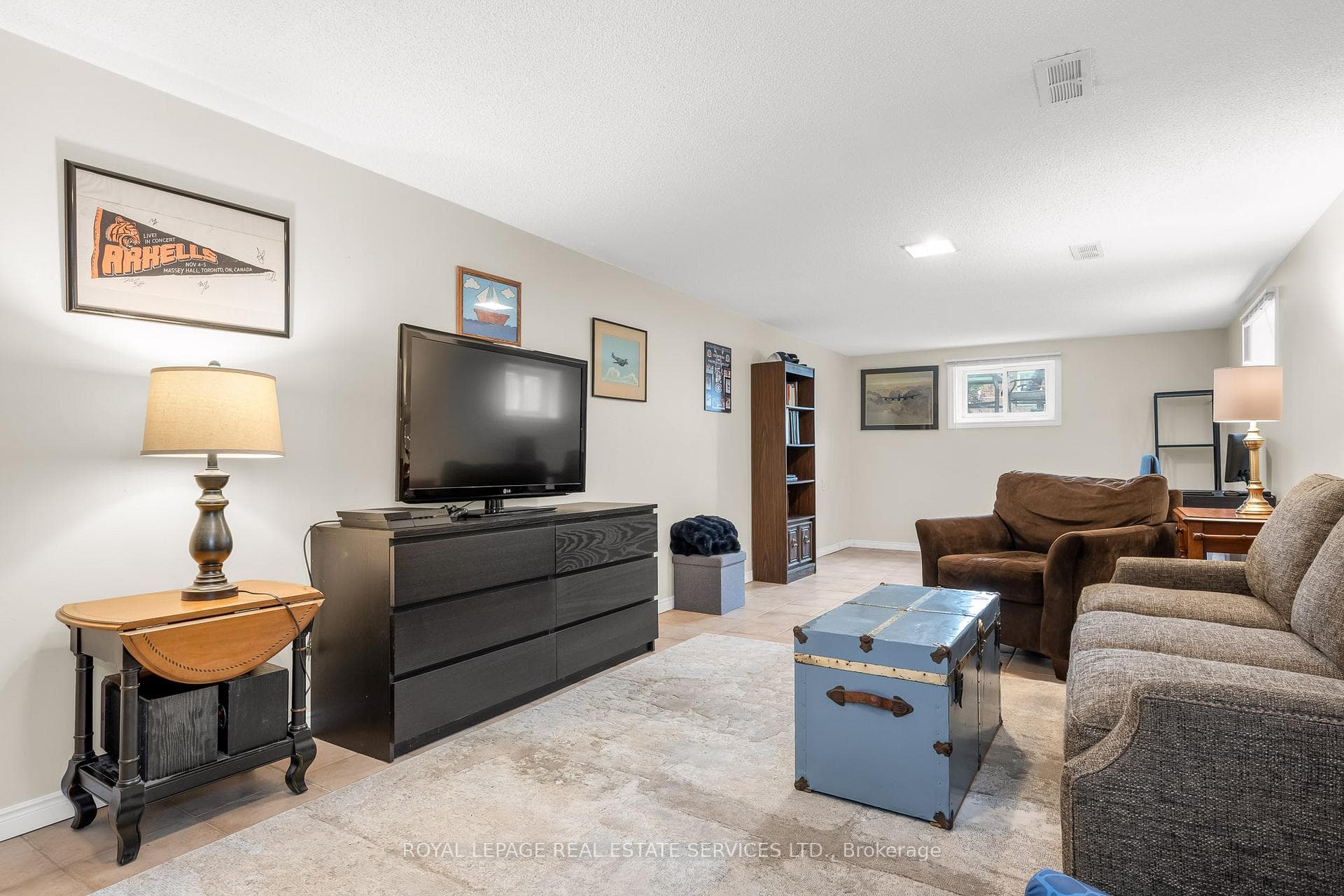 197 Charlotte Street photo 26