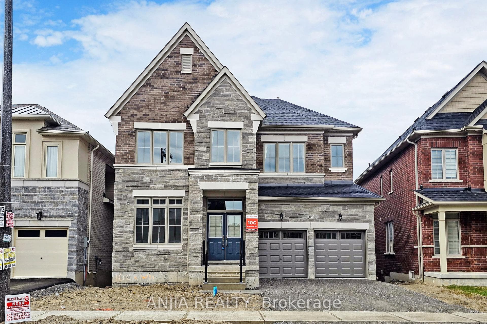 86 Angus Morton Crescent photo 1