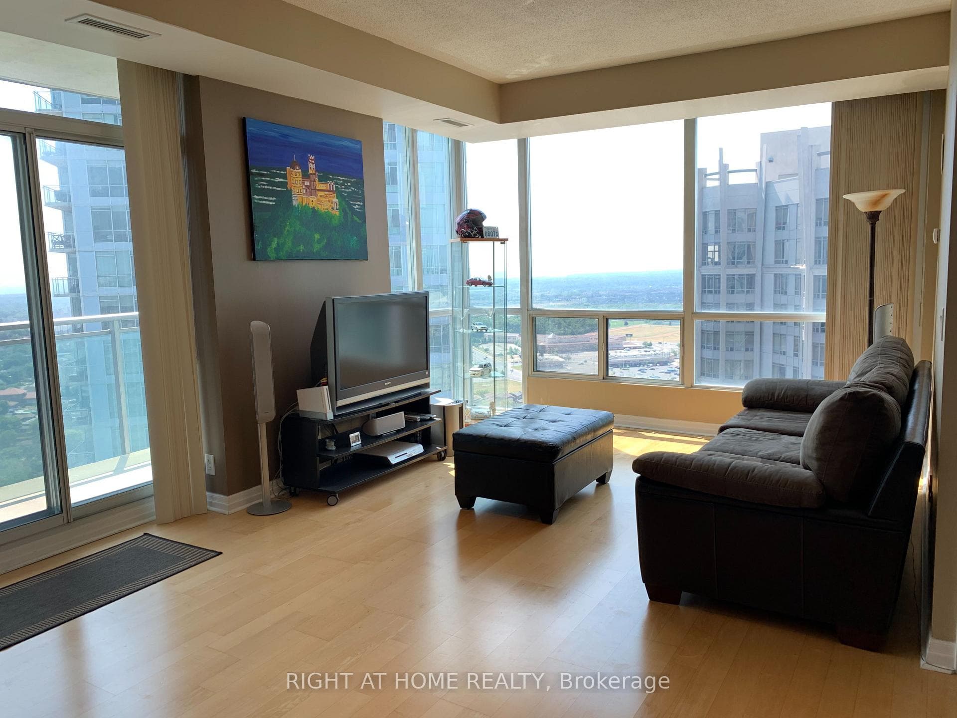 3939 Duke Of York Boulevard Unit 2907 photo 7