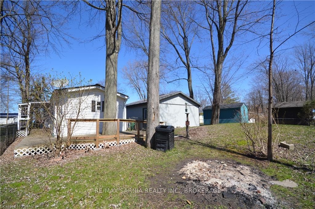 9914 LAKE Road photo 14
