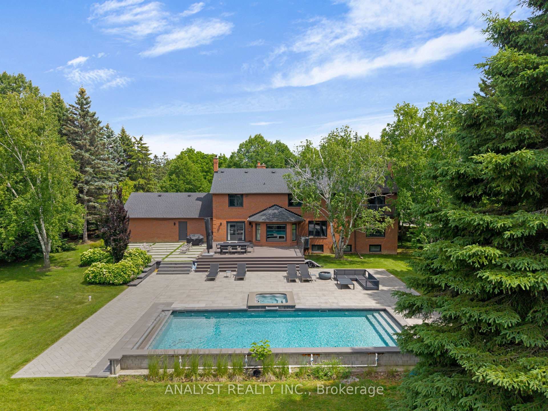 20 Fenyrose Crescent photo 35
