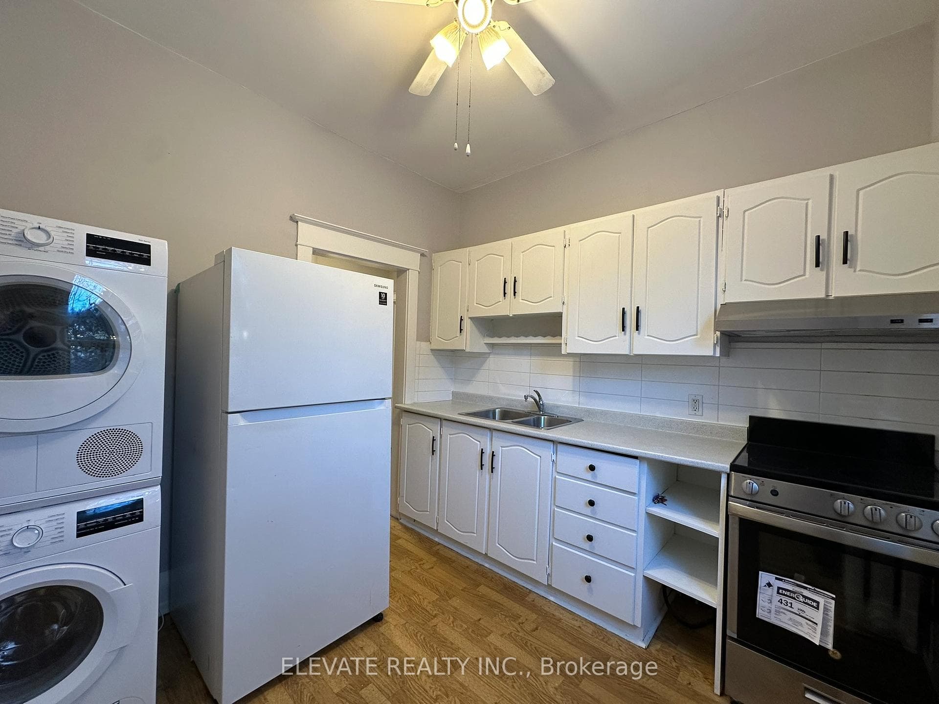 63A Garden Avenue Unit 1 photo 3