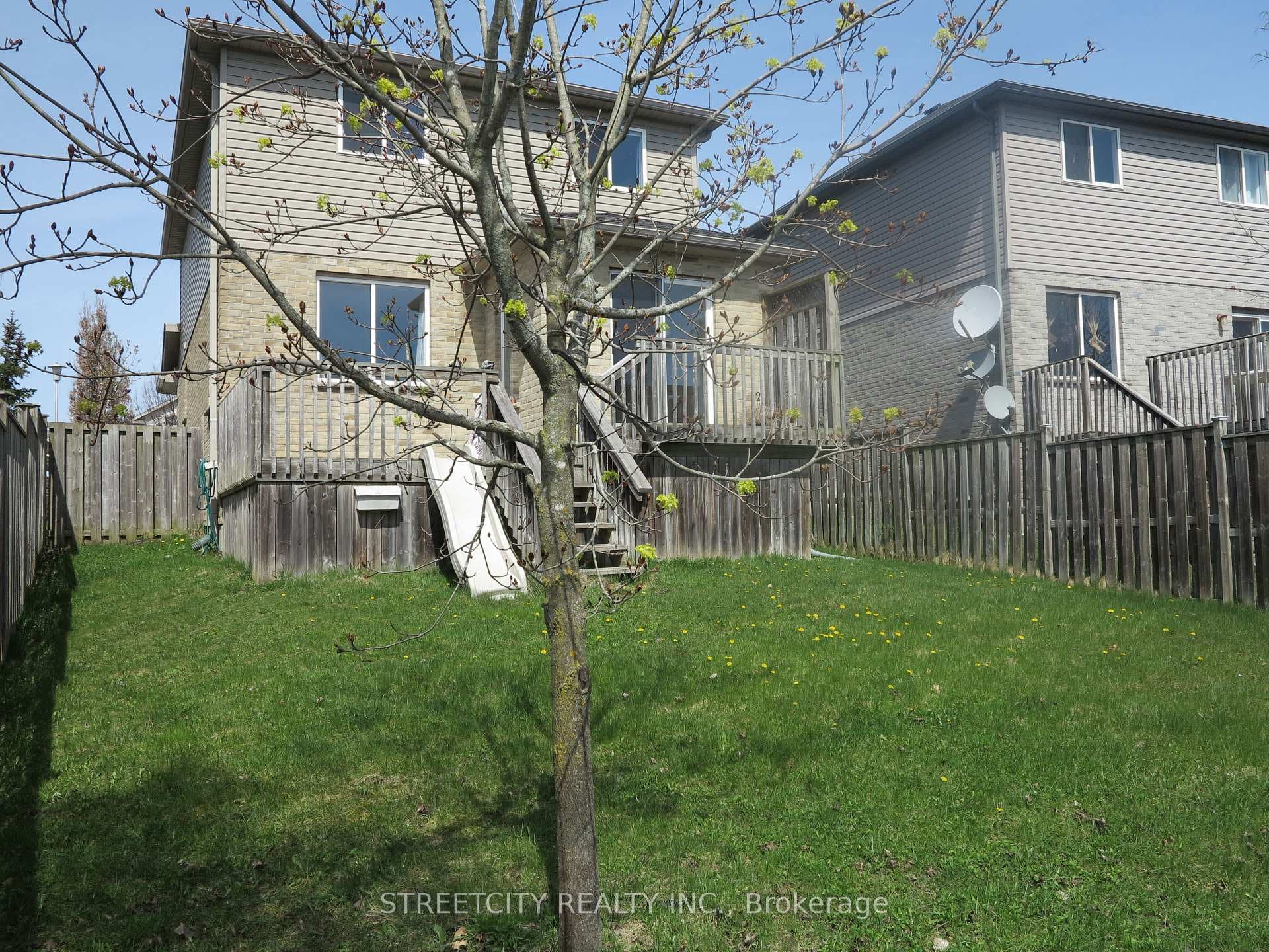 1851 Creekside Street photo 32