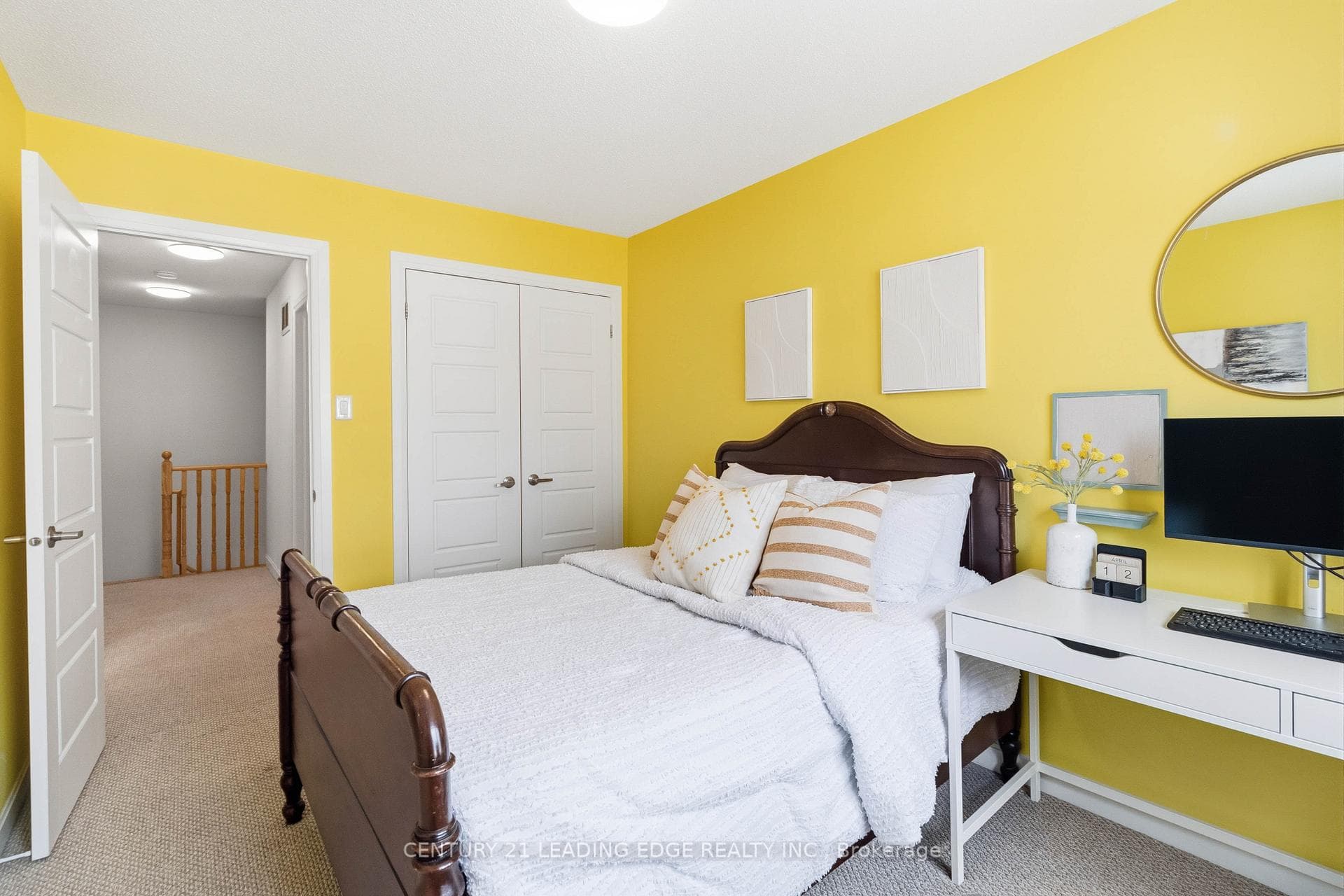 165 Hampshire Way Unit 106 photo 20