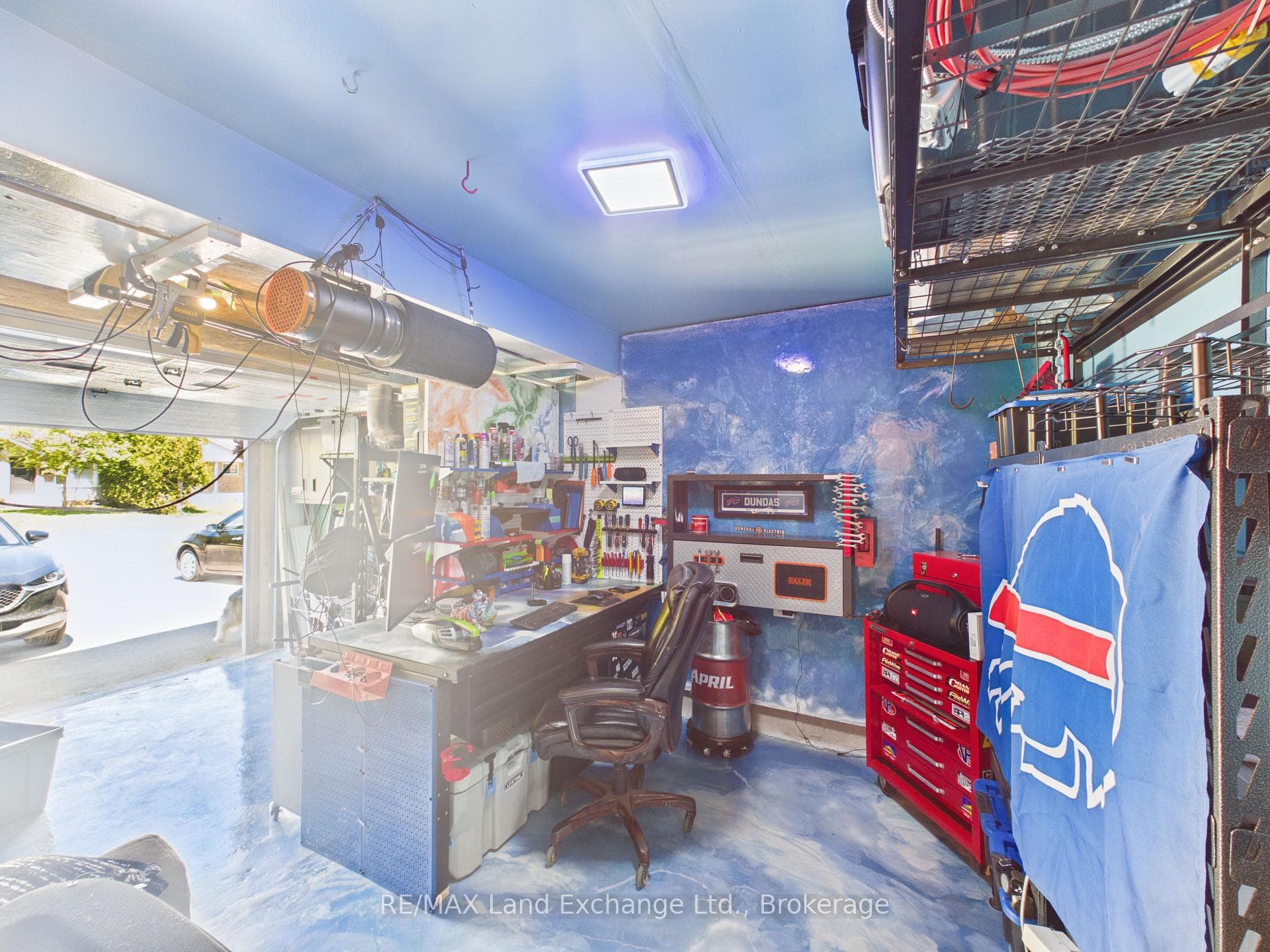 658 Hunter Street photo 17